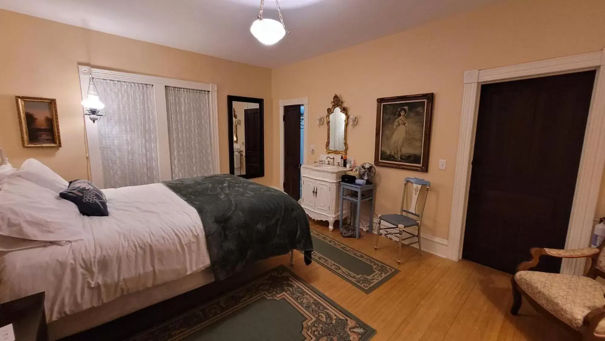 Oaklawn Inn Oaklawn Inn