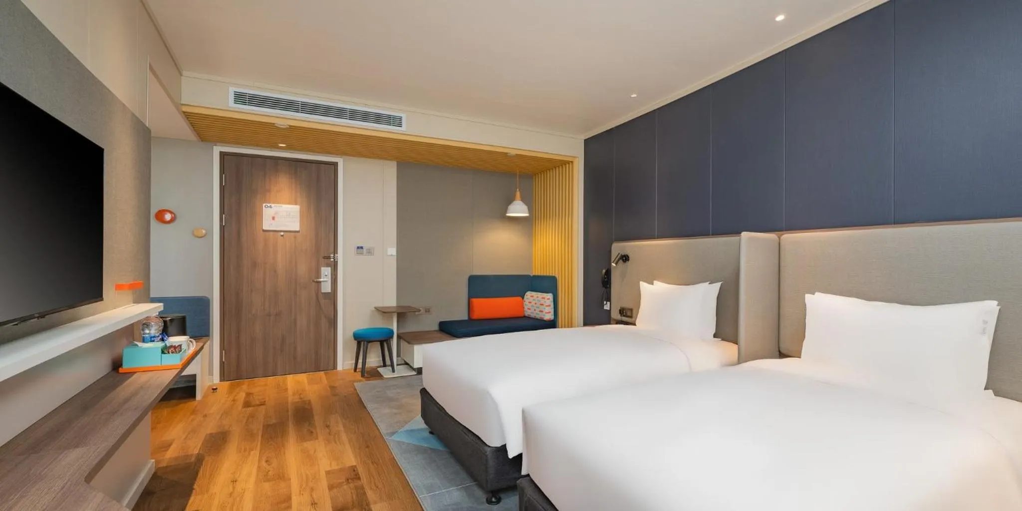 Photo of the whole room in Holiday Inn Express Taiyuan High Tech Zone by IHG