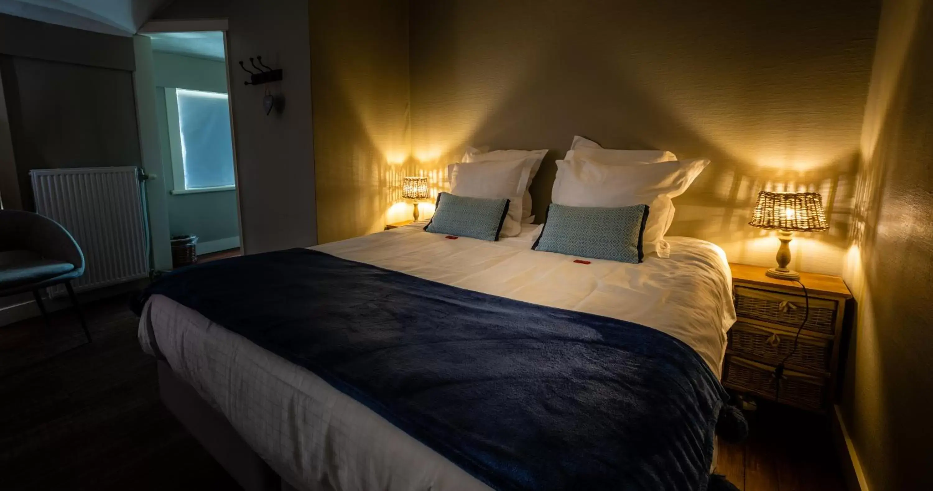 Double Room with Shower in B&B Maison Rabelais Double Room with Shower in B&B Maison Rabelais