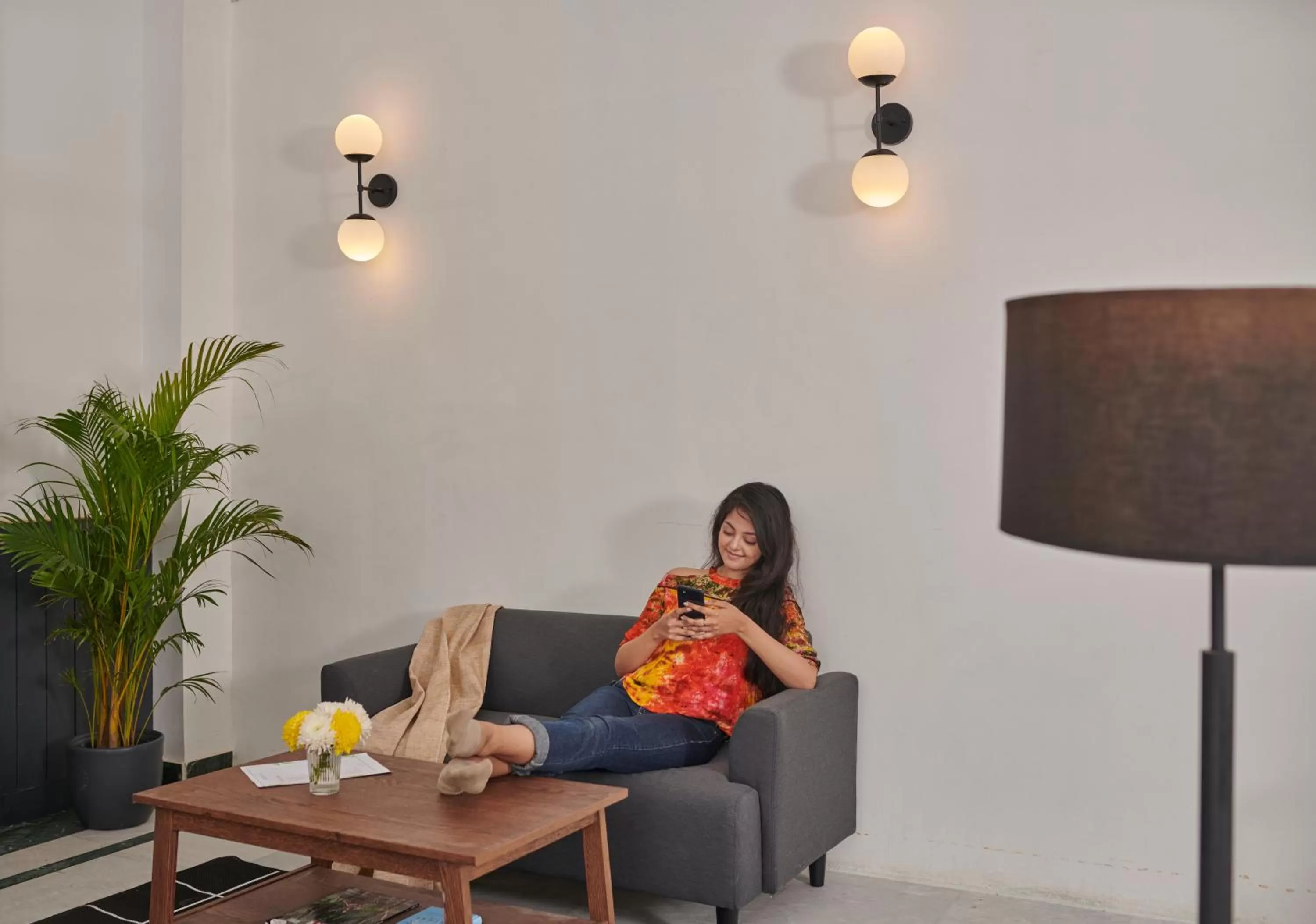 People in Poshtel VNS