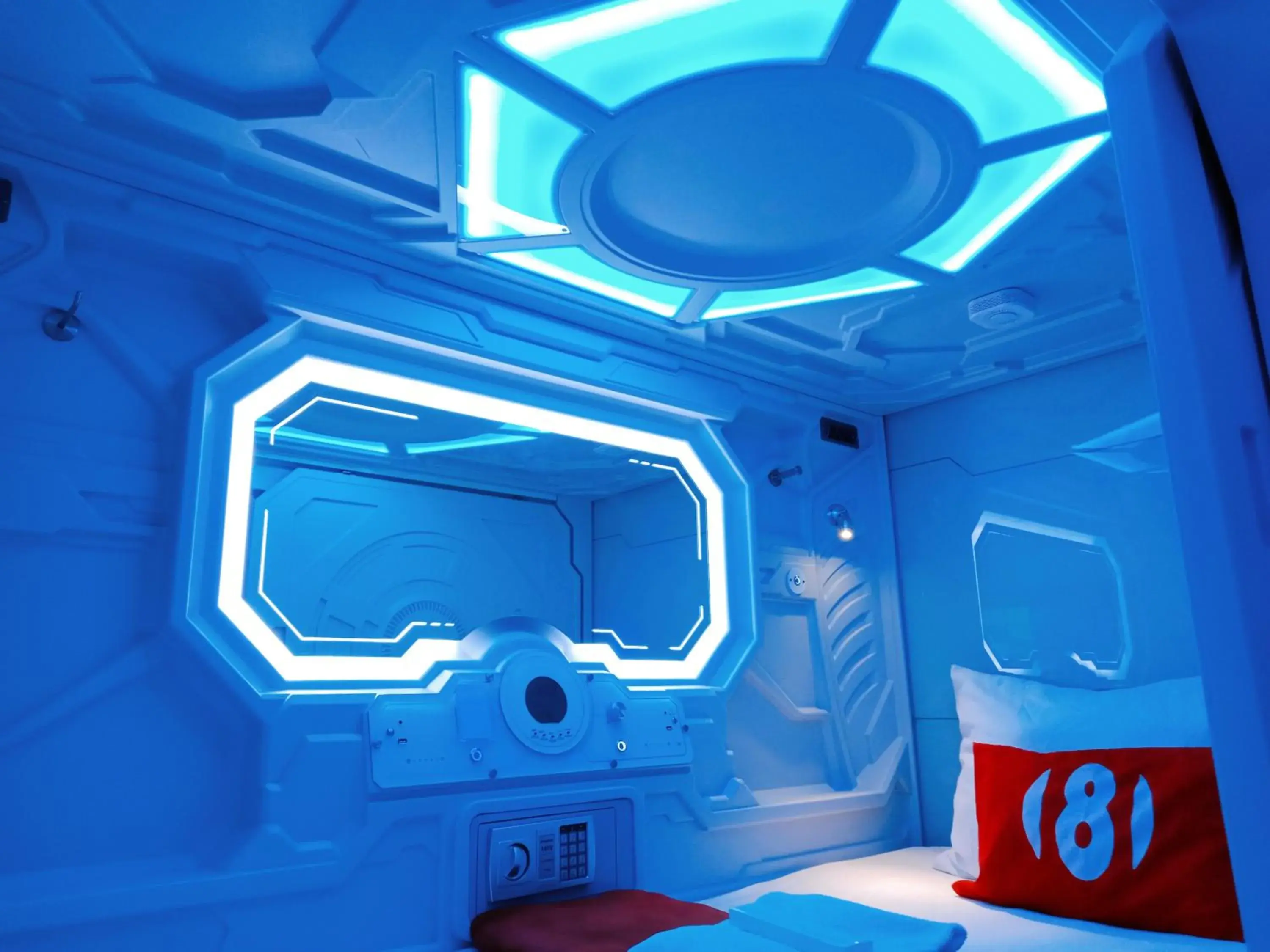 Bed in 4-Bed Male Dormitory Room in 8Hostel Bed in 4-Bed Male Dormitory Room in 8Hostel