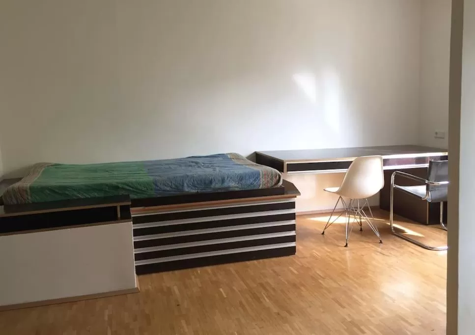 bunk bed in Room in maisonette with garden, parking place