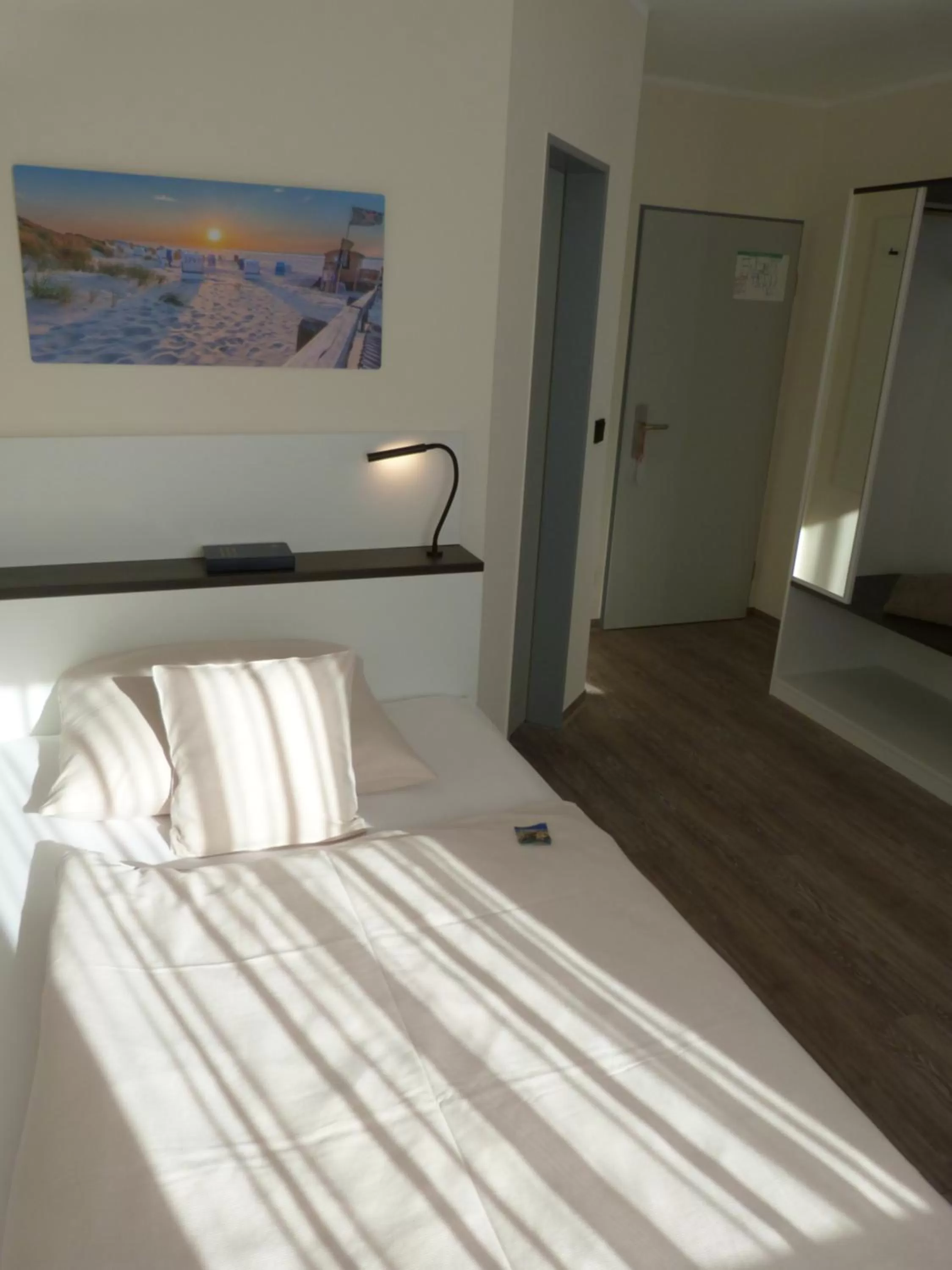 Bed in ankerplatz-Hotel garni