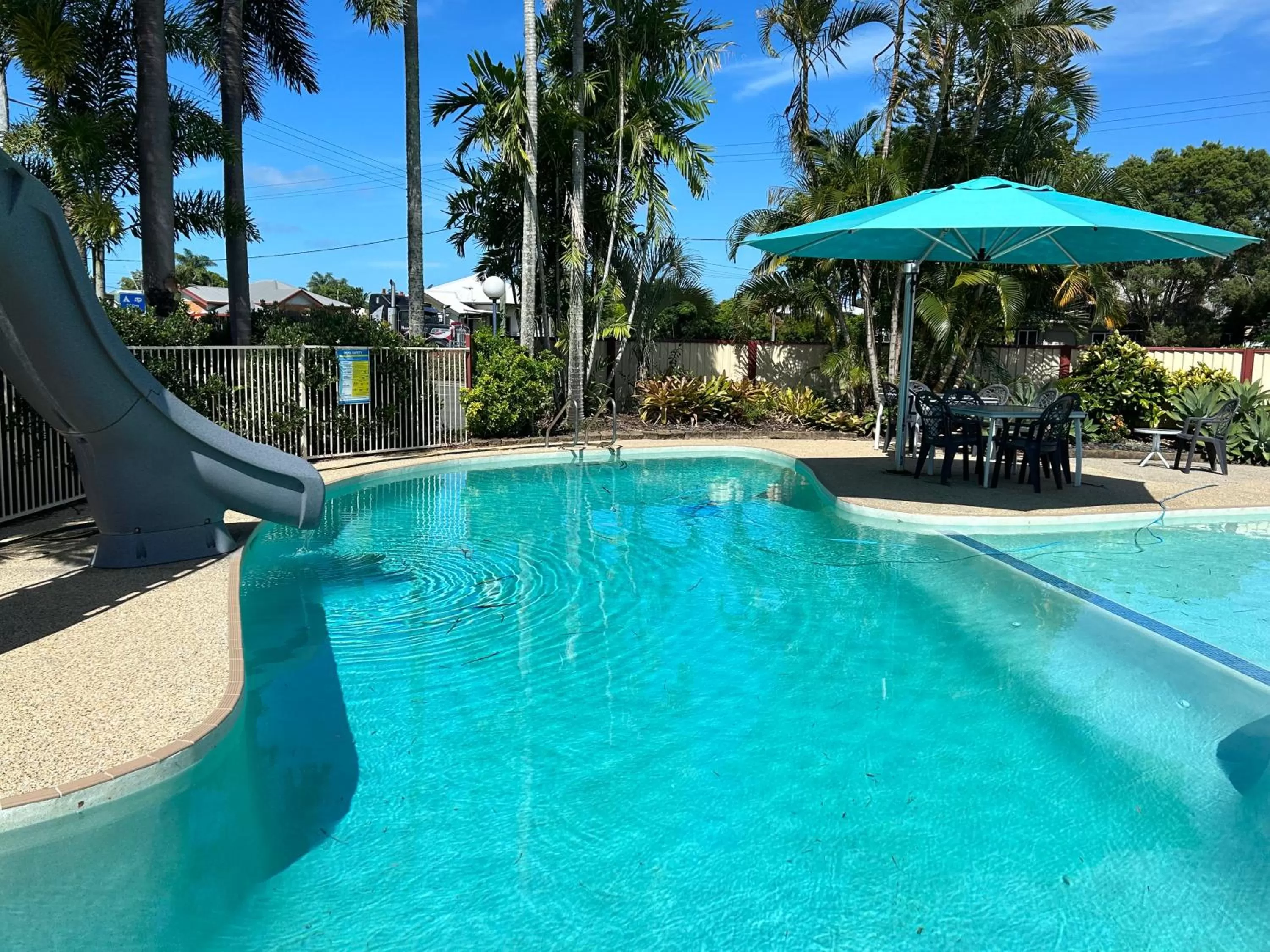 Swimming pool in Galaxy Mackay Motor Inn