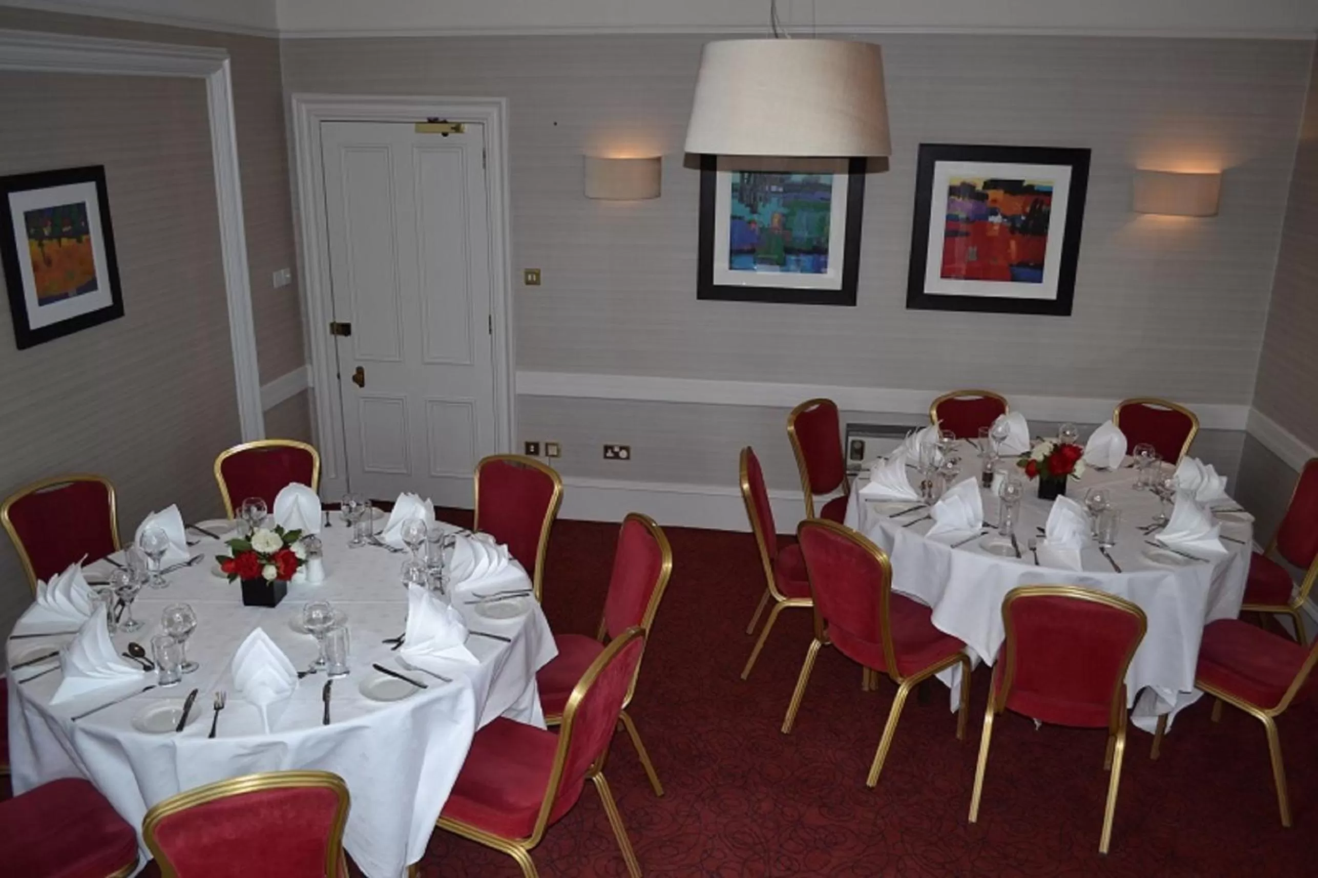 Restaurant/places to eat in Atholl Hotel