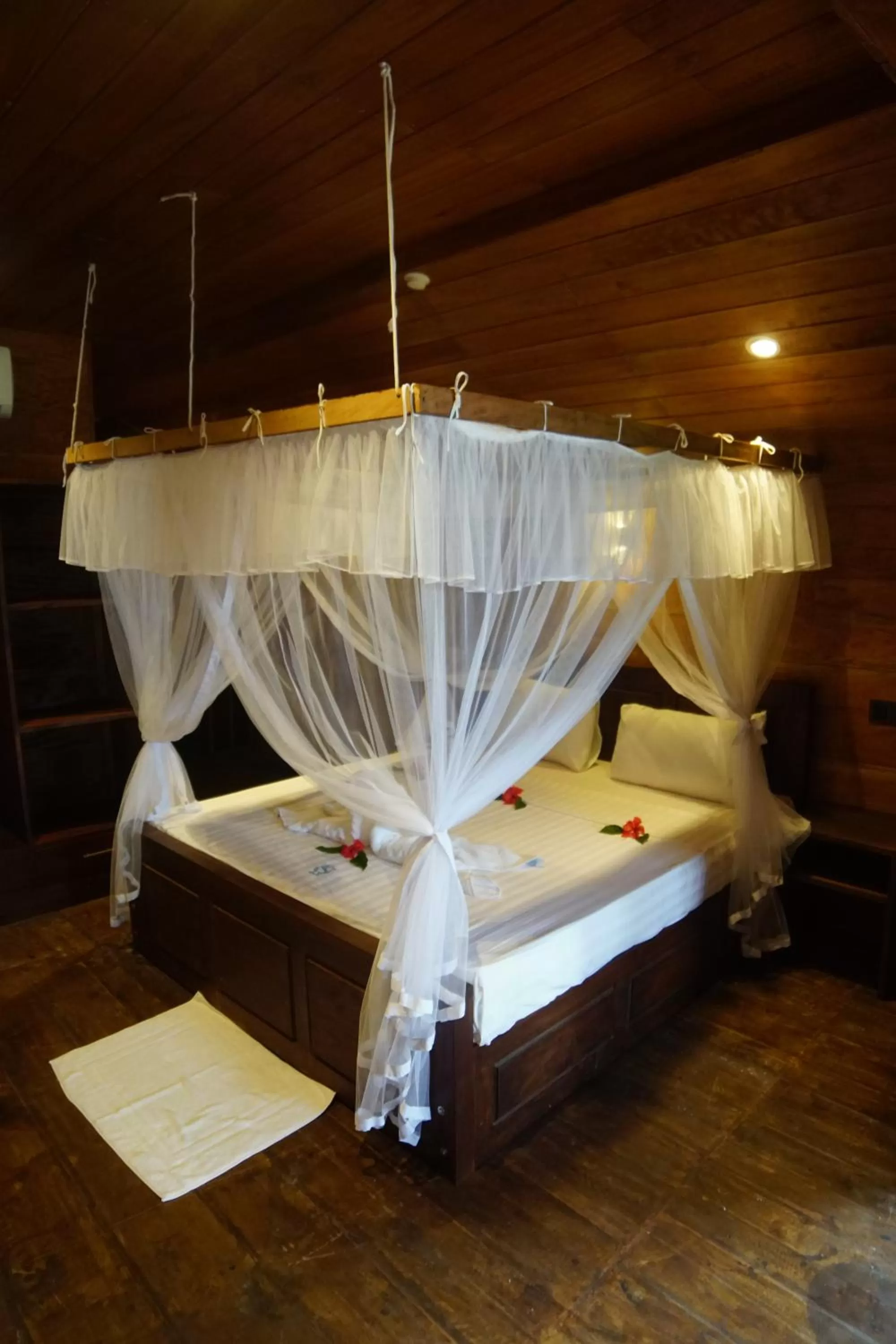 Bed in Turtle Bay Beach Resort