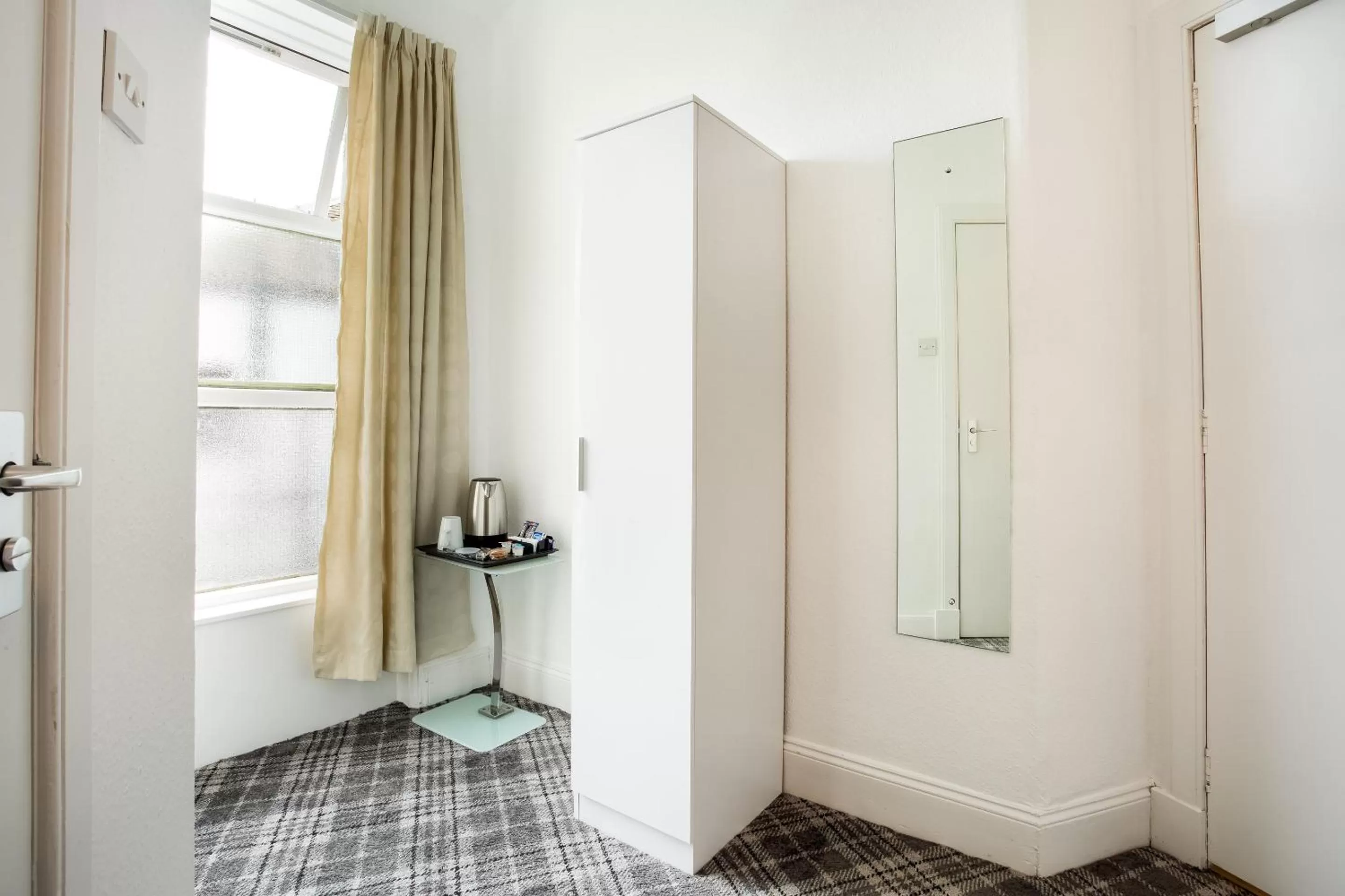 Area and facilities in Corner Hotel