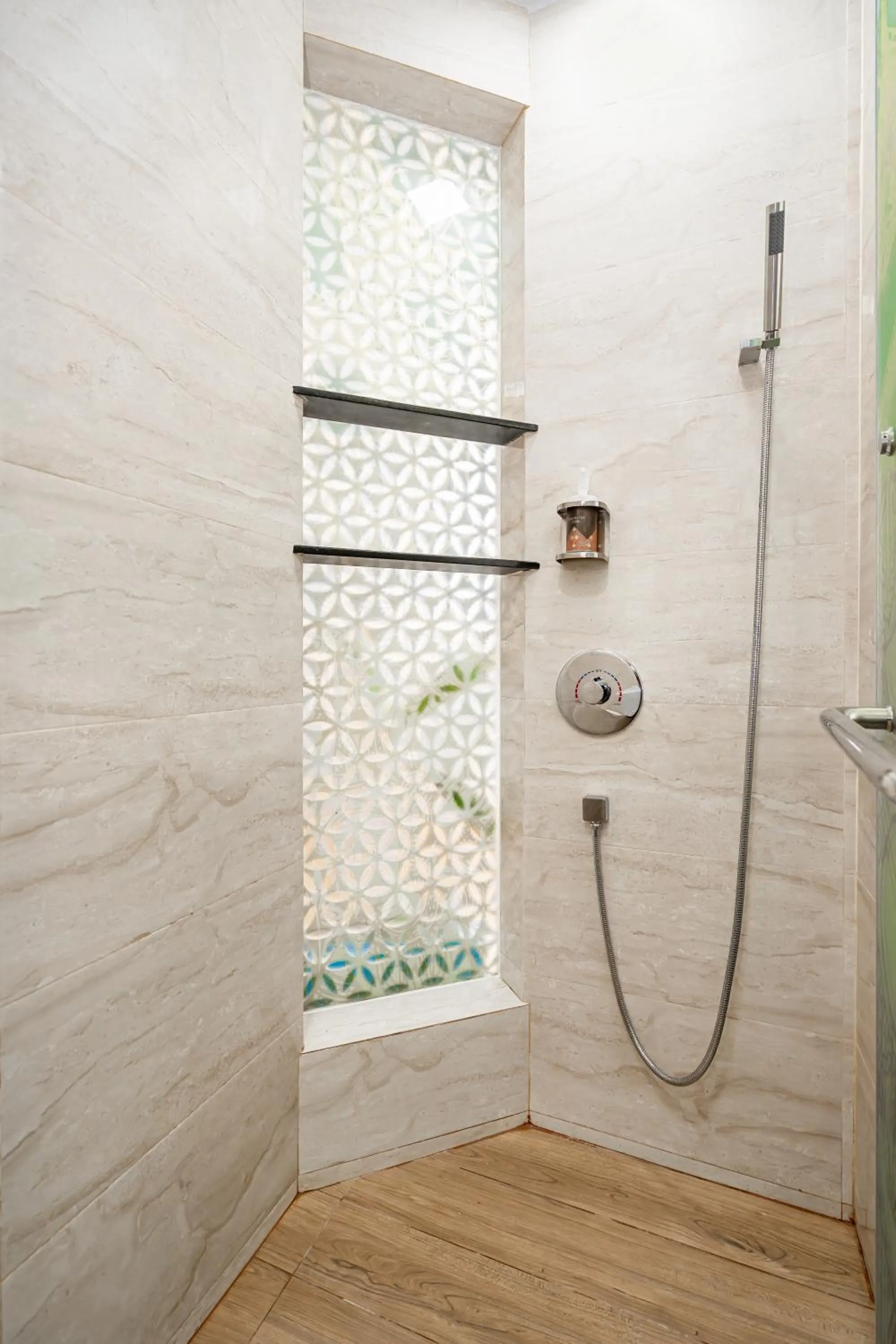 Shower in The Color Kata