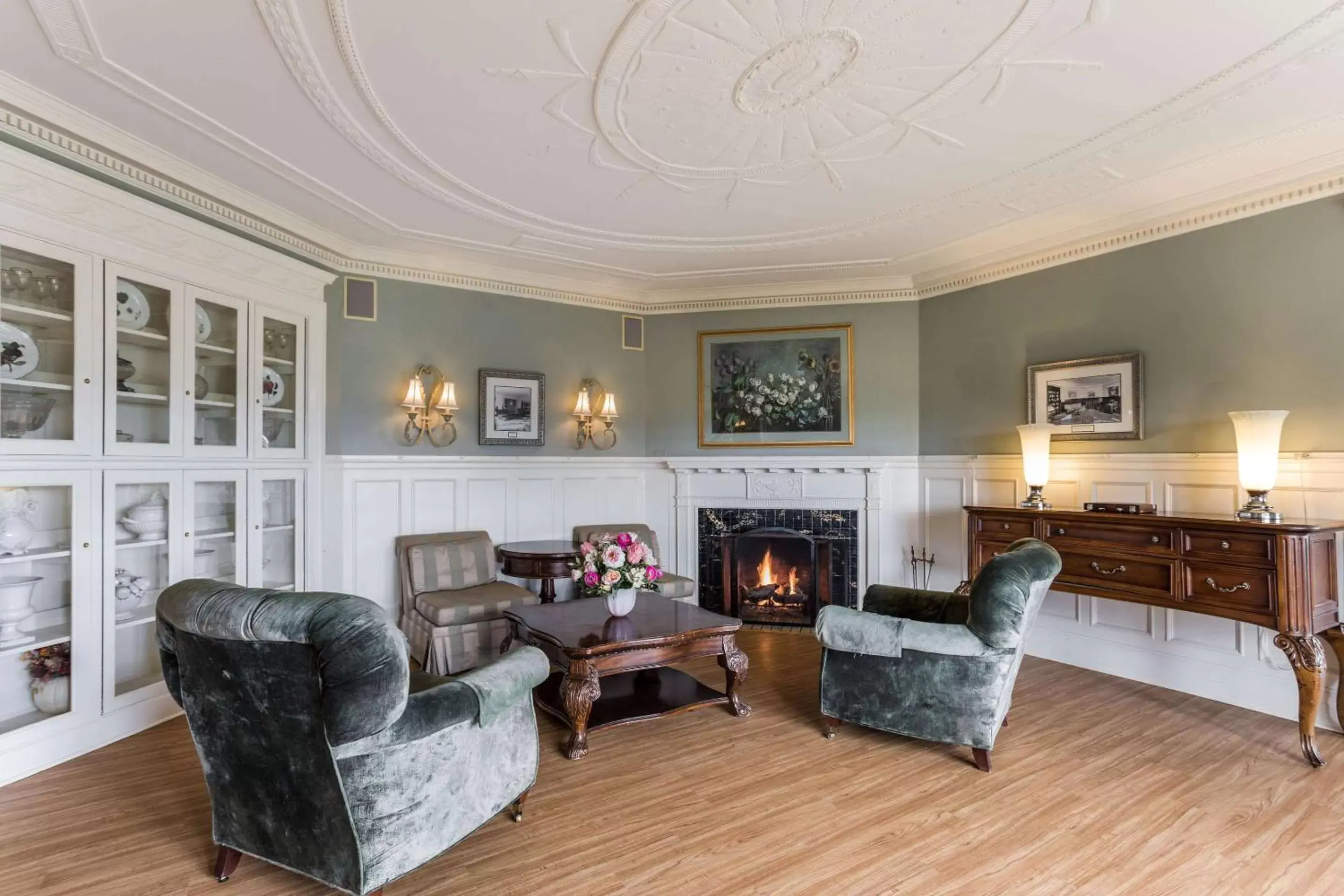 Traditions Hotel & Spa Johnson City - Binghamton, an Ascend Collection Hotel Traditions Hotel & Spa Johnson City - Binghamton, an Ascend Collection Hotel