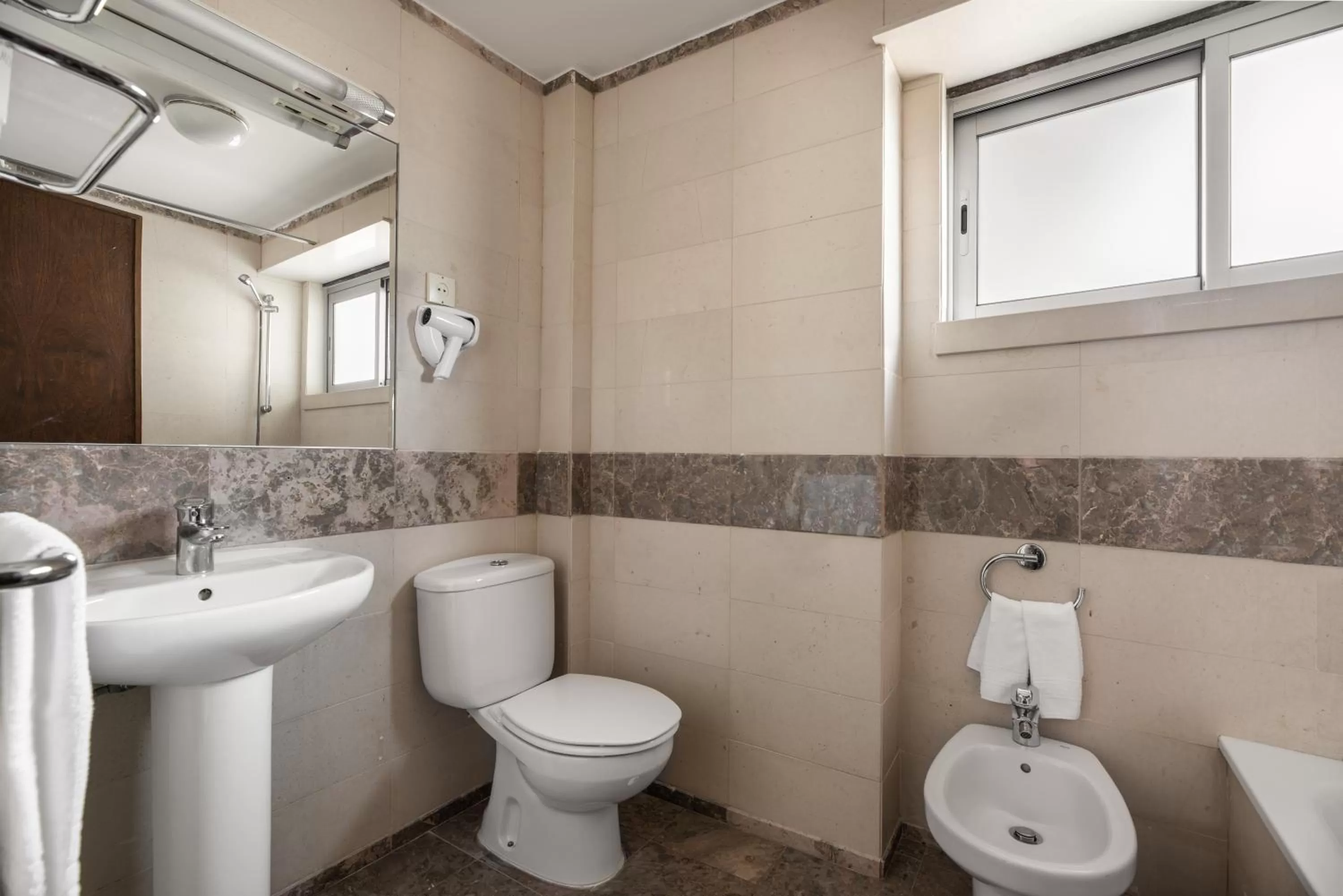 Toilet in Crisol Tres Pastorinhos