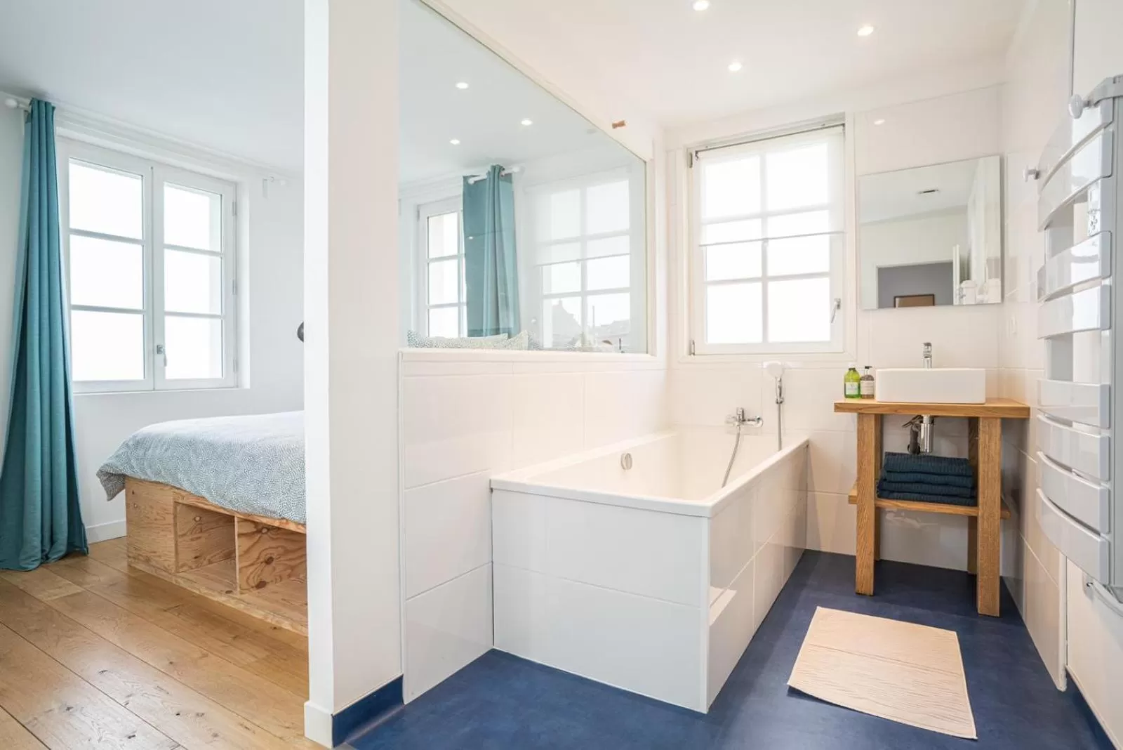 Bathroom, Bed in Brise du Large - Maison d'Ault