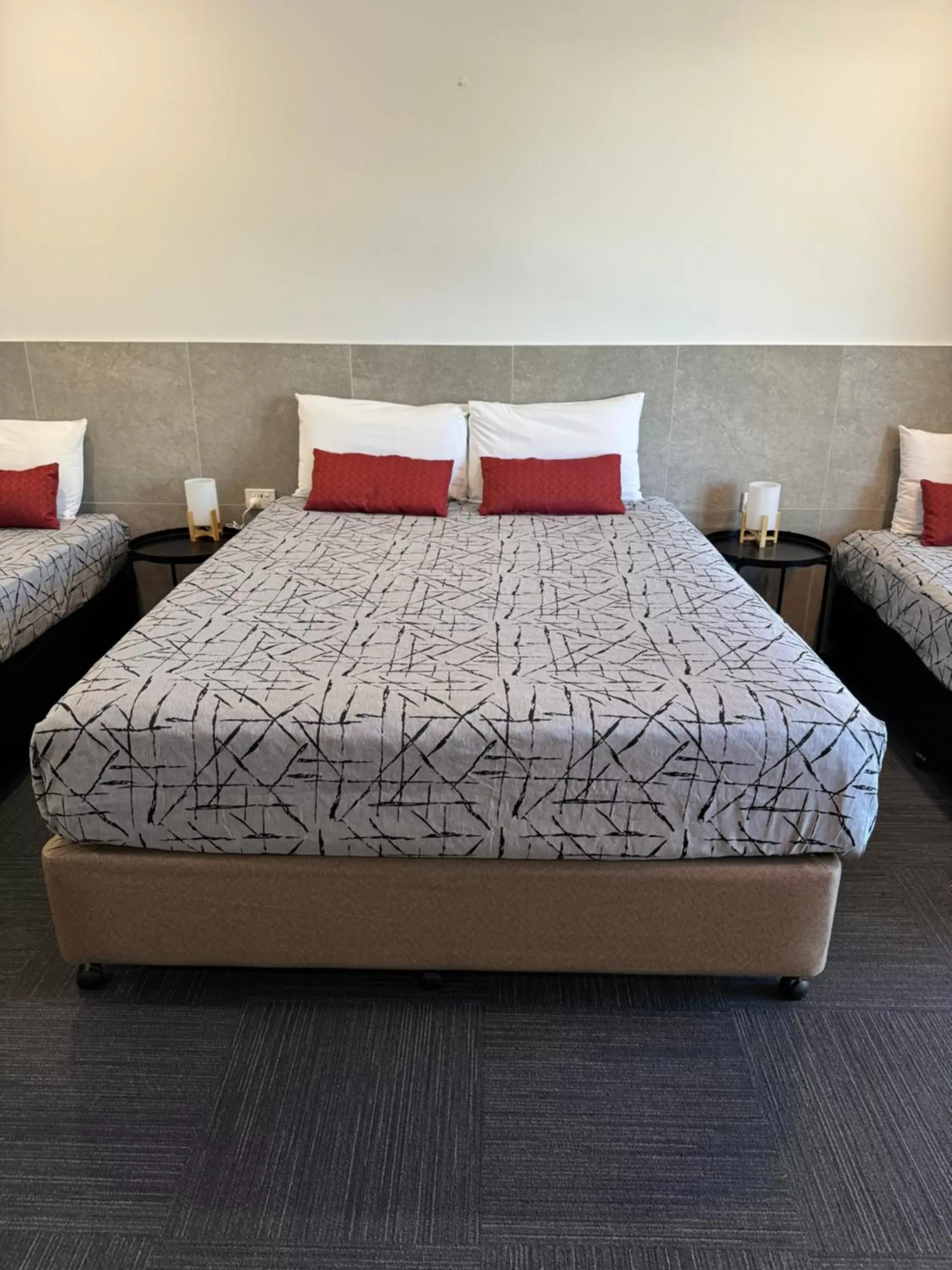 Large Family Room in Longreach Motor Inn Large Family Room in Longreach Motor Inn