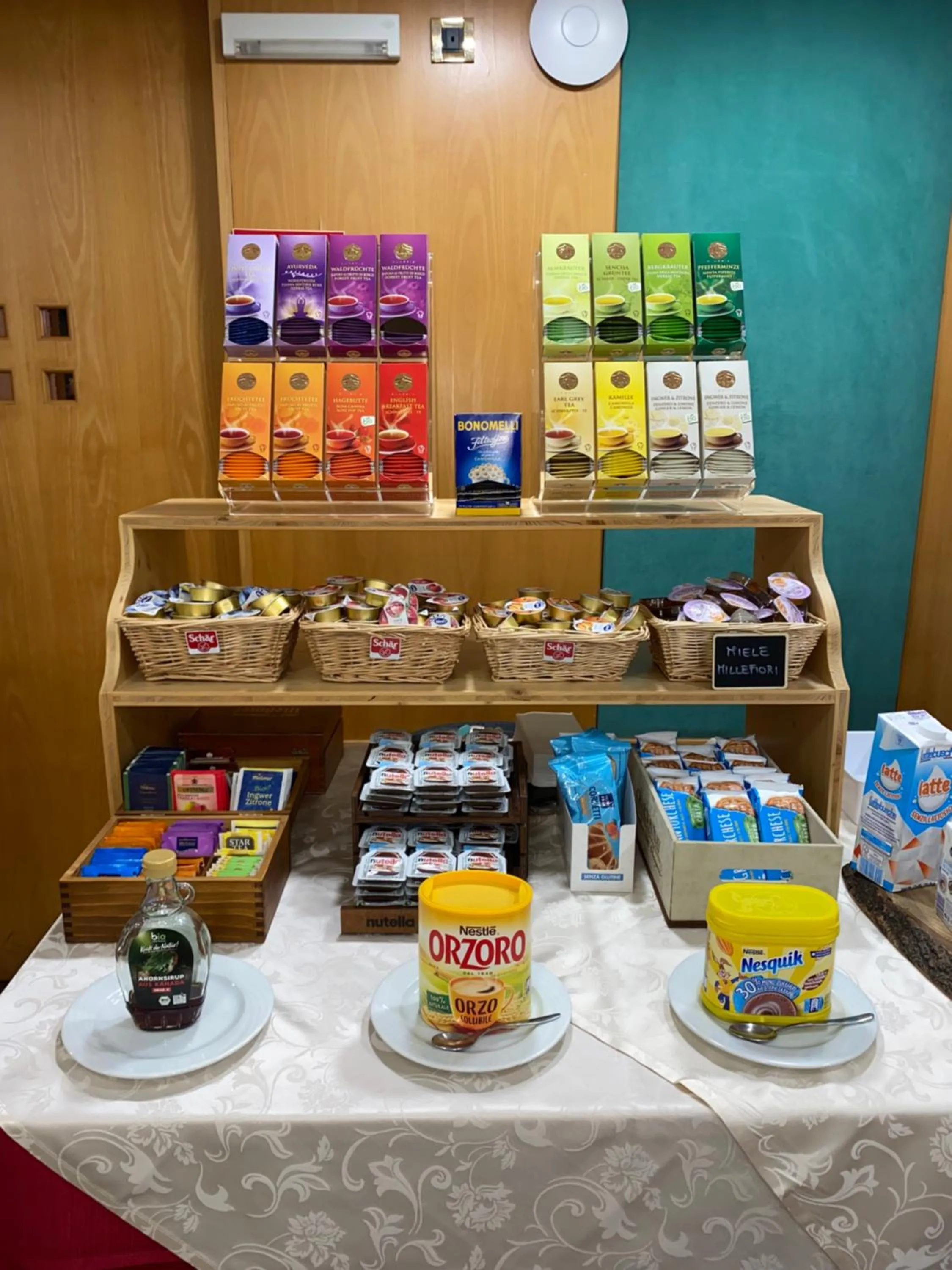 Buffet breakfast in Hotel Casagrande