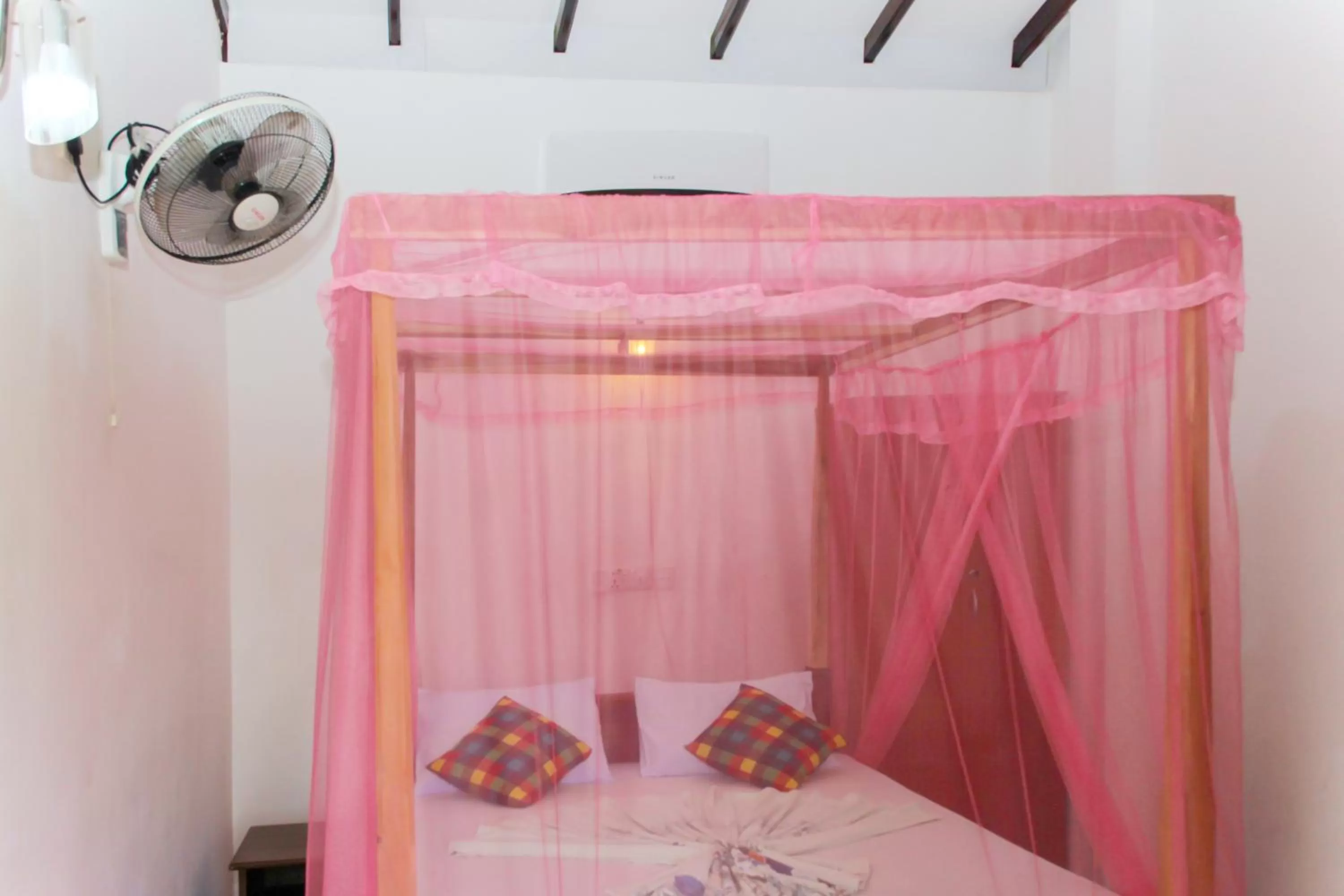 Bedroom, Room Photo in Pearl Resort Mirissa