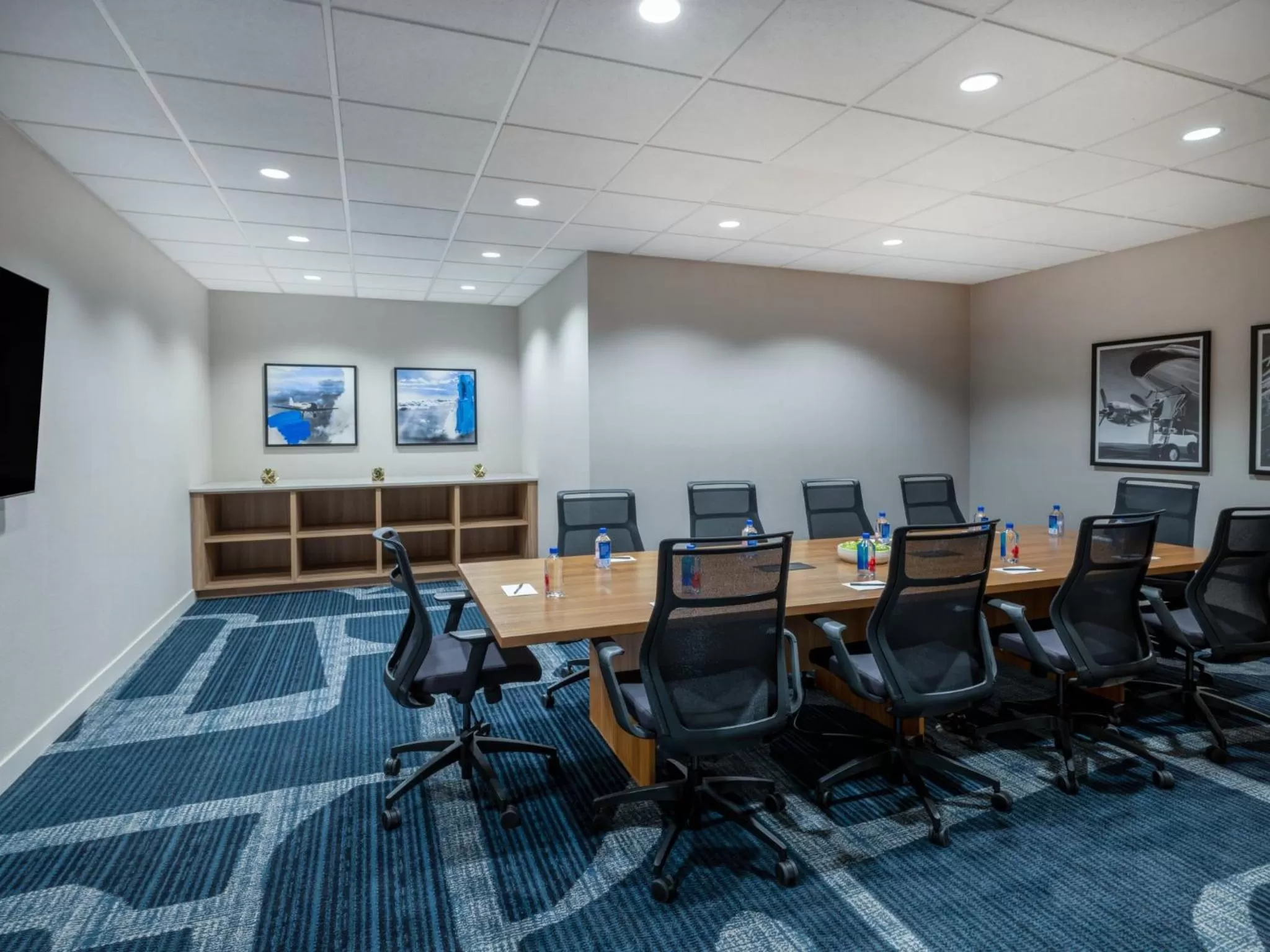 Meeting/conference room in Staybridge Suites Chicago O'Hare - Rosemont by IHG