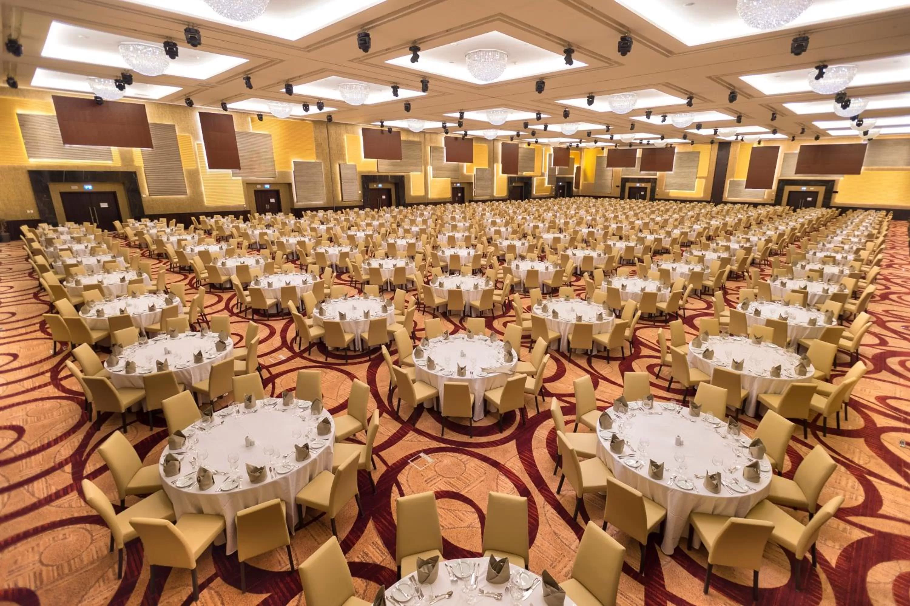 Banquet/Function facilities in Crowne Plaza Riyadh - RDC Hotel & Convention by IHG