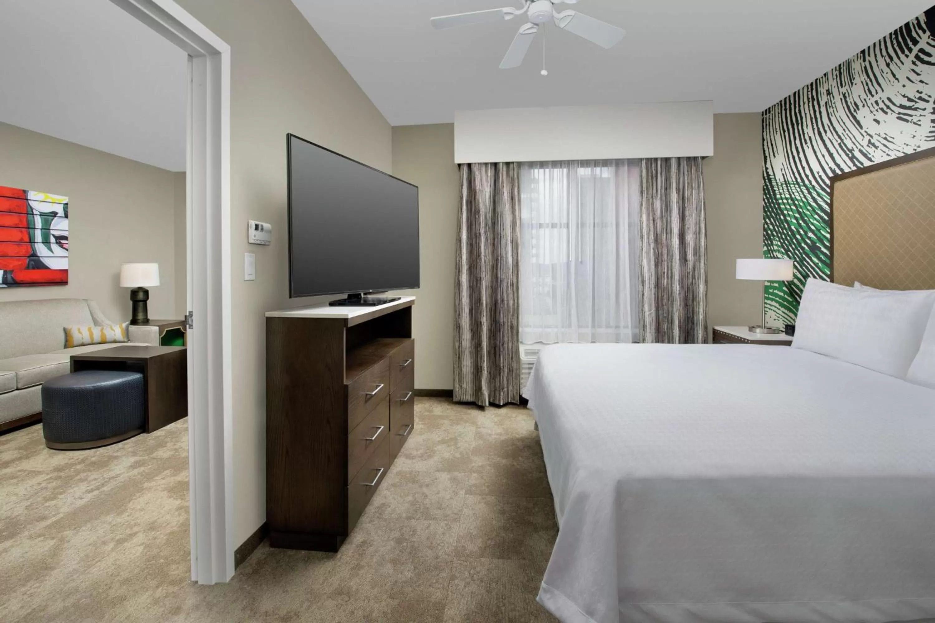Bedroom, Bed in Homewood Suites by Hilton Austin Downtown