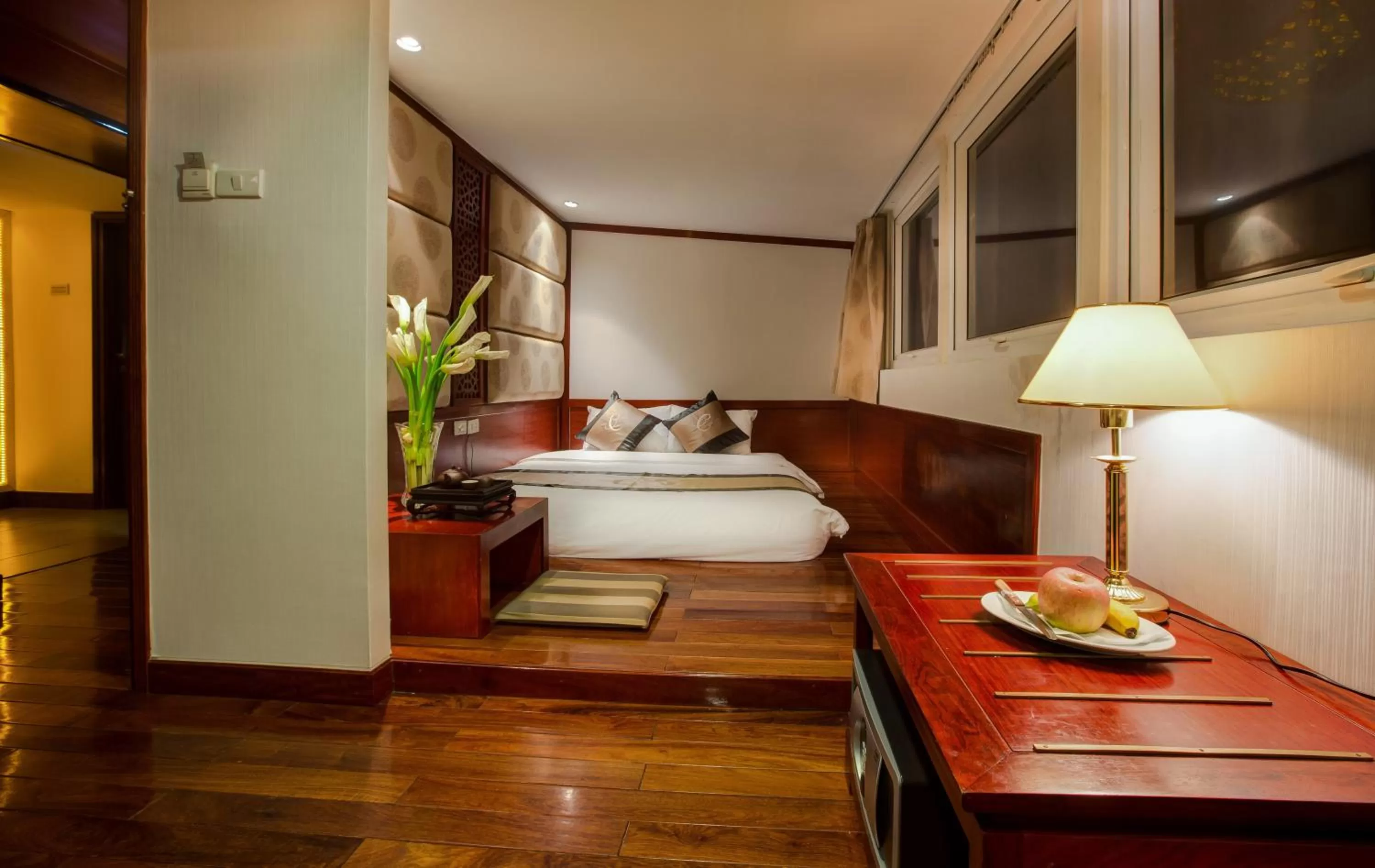 Bed in Conifer Boutique Hotel