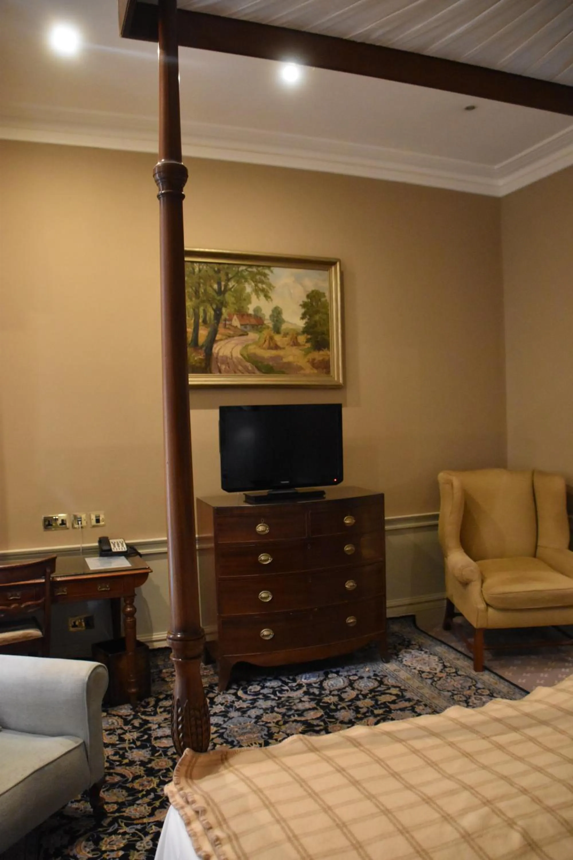 TV/Entertainment Center in The Cranley Hotel