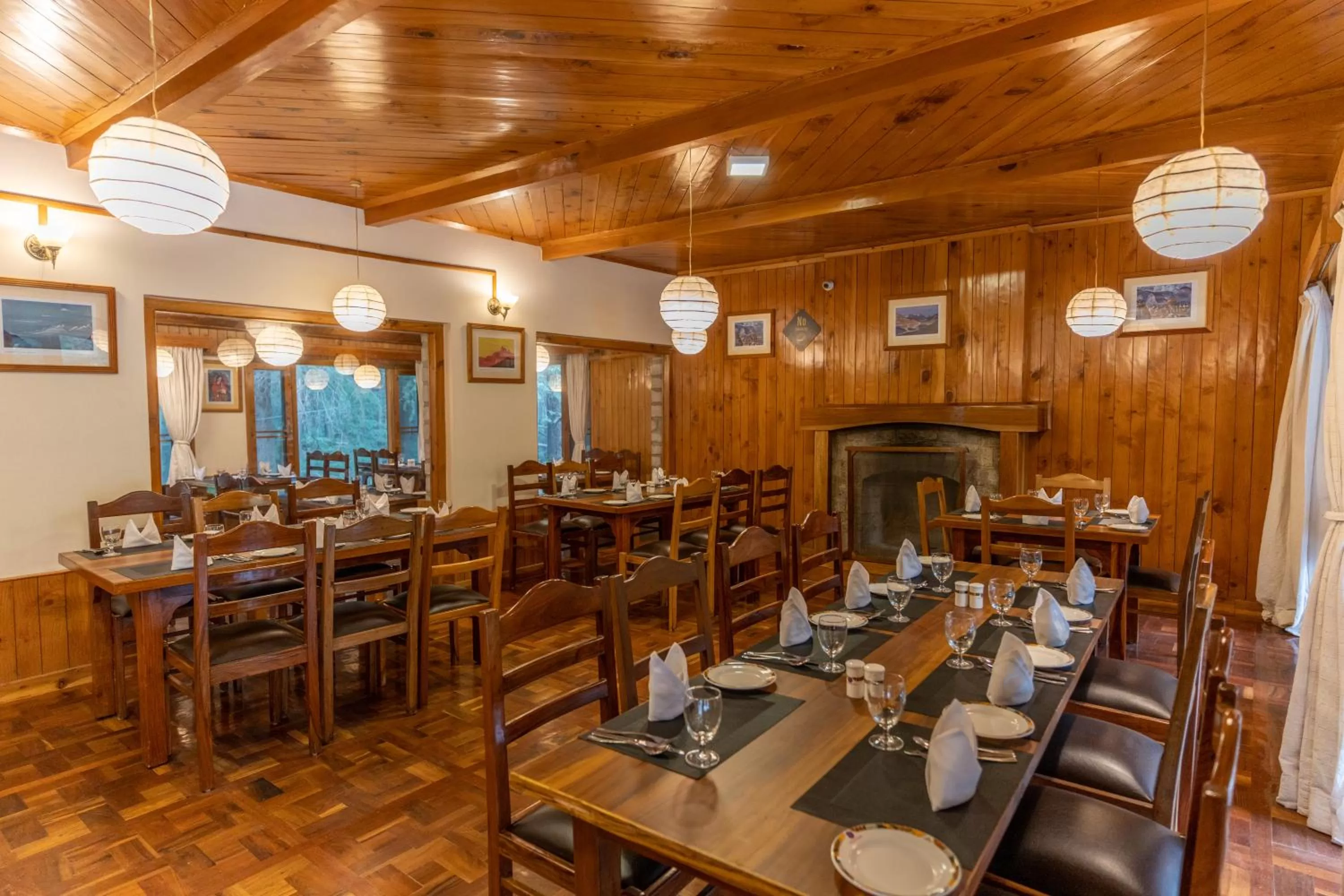 Restaurant/places to eat in Hotel Negi's Mayflower A heritage Since 1965