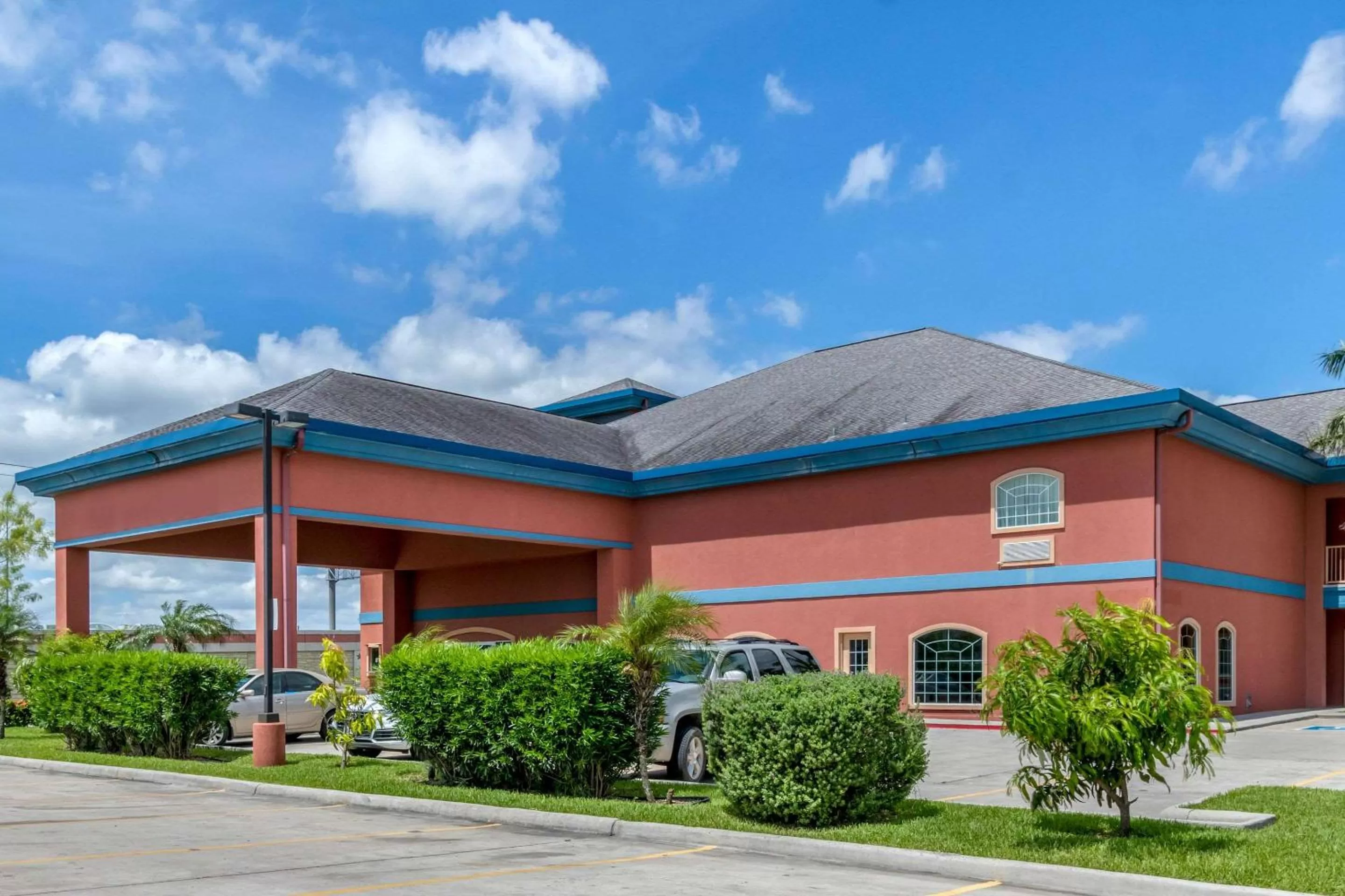 Property building in Quality Inn & Suites at The Outlets Mercedes-Weslaco