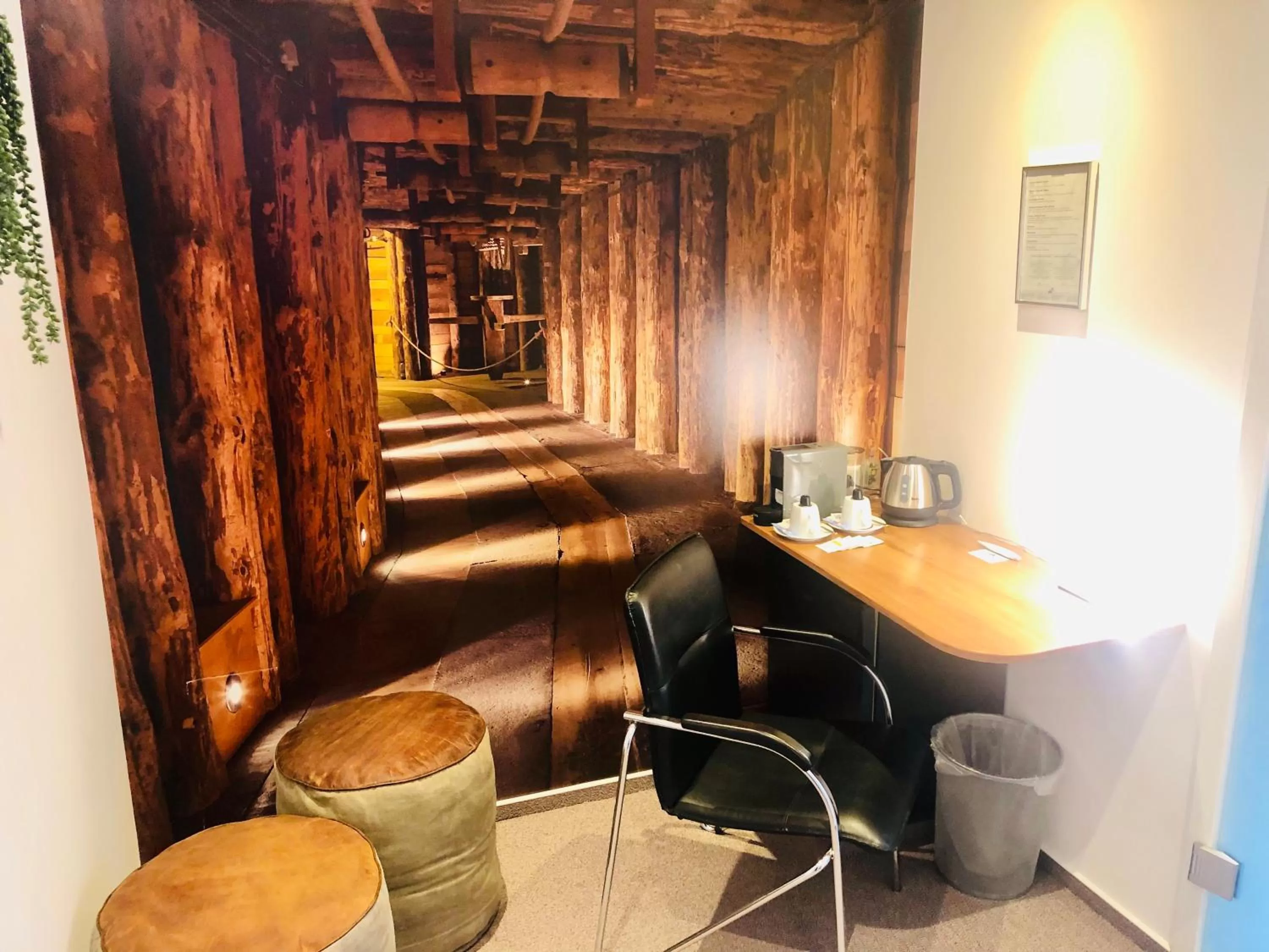 Coffee/tea facilities in Hotel am Schloss