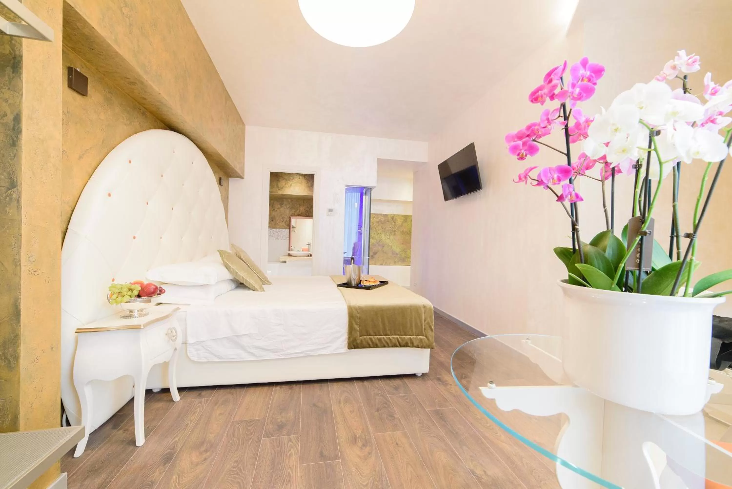 Bed in Hotel Vespasiano