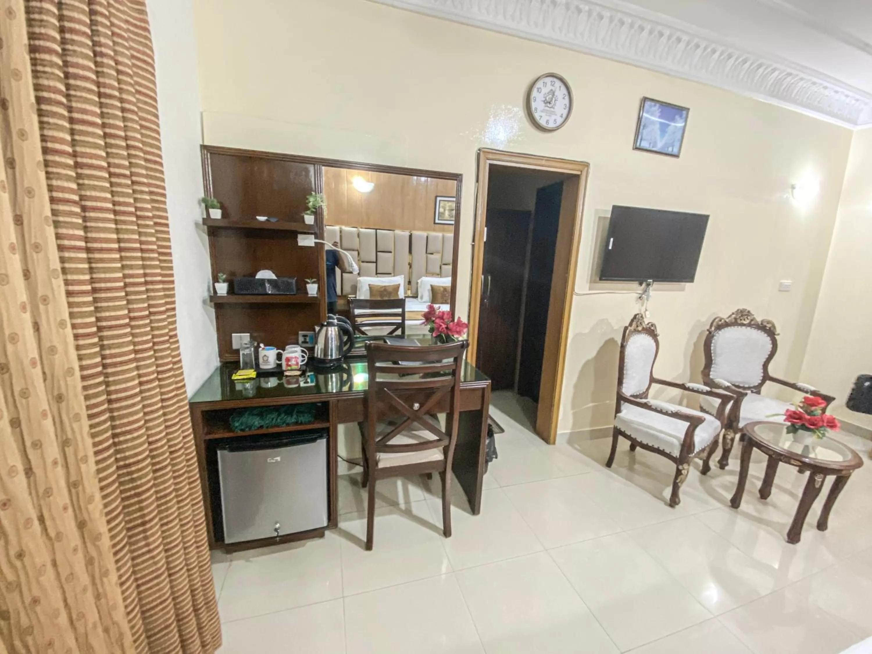 Dining Area in World Inn Karachi