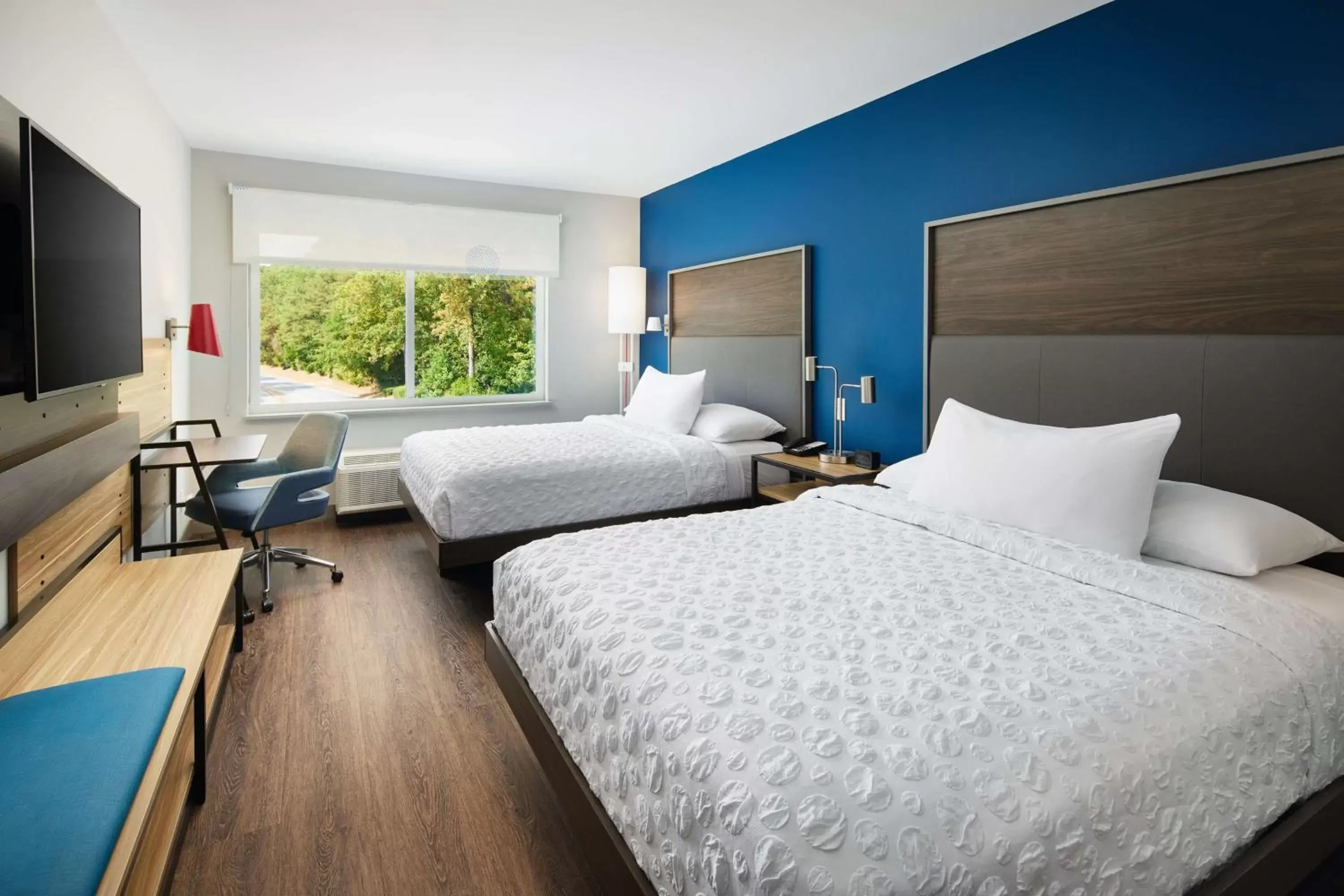 Queen Room with Two Queen Beds in Tru By Hilton Atlanta Northlake Parkway, Ga Queen Room with Two Queen Beds in Tru By Hilton Atlanta Northlake Parkway, Ga