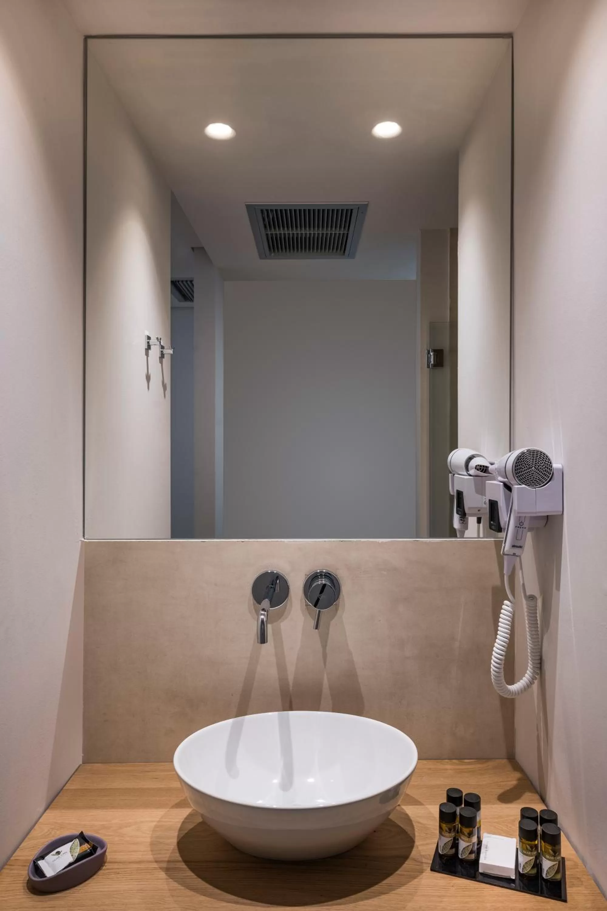 Bathroom in Trianon Luxury Apartments & Suites