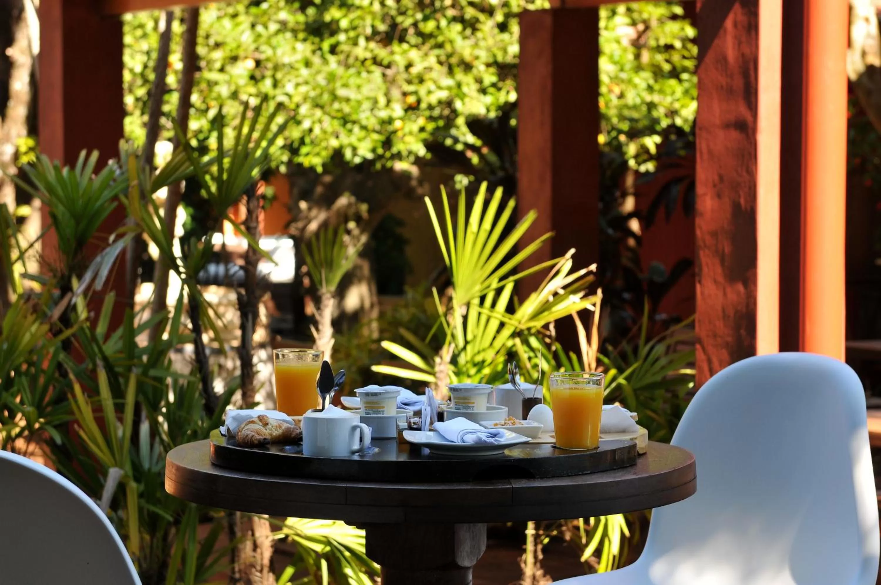 Lounge or bar in Boutique Hotel De La Fonte & Restaurant