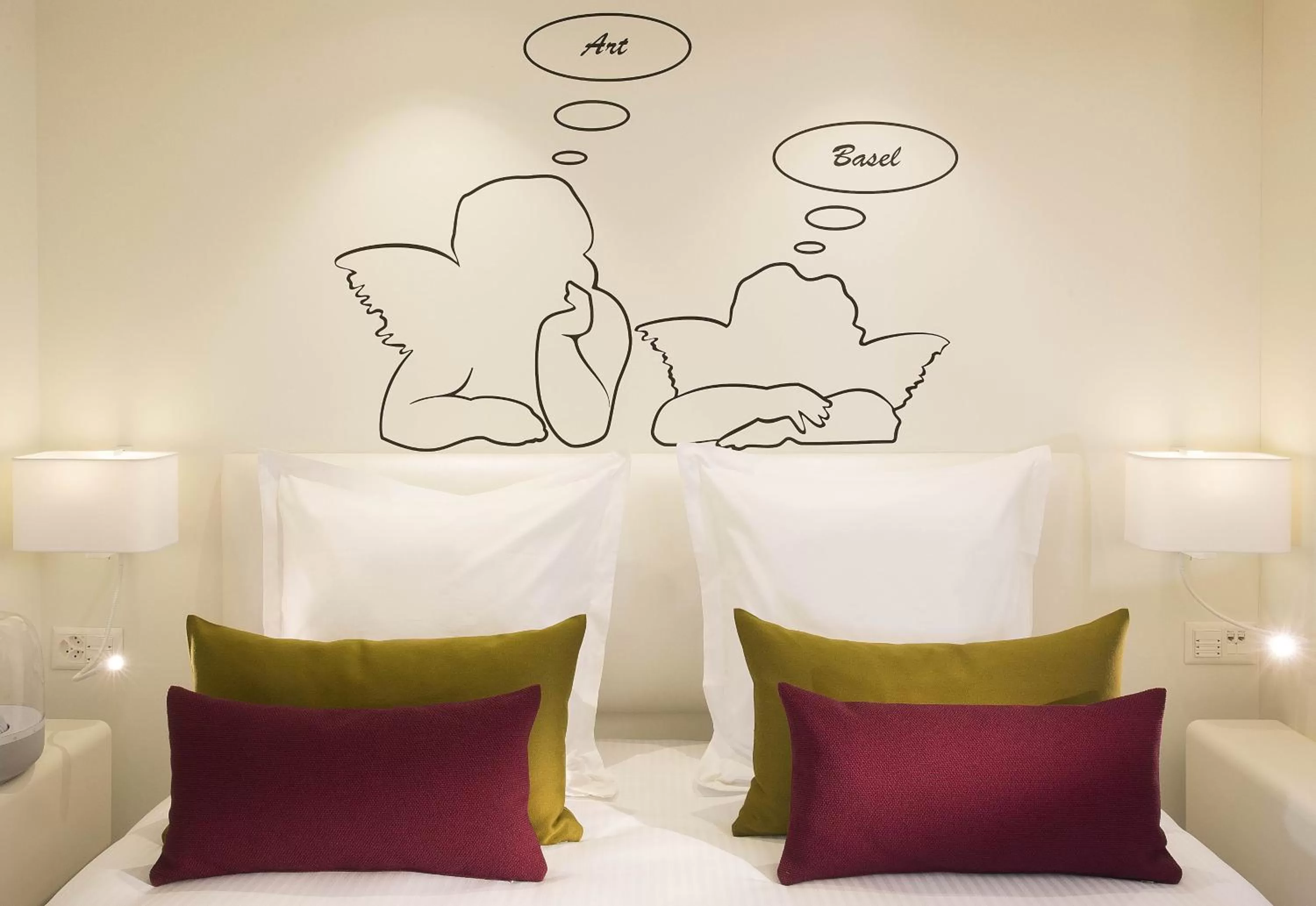 Bed in The Passage - Urban Retreat