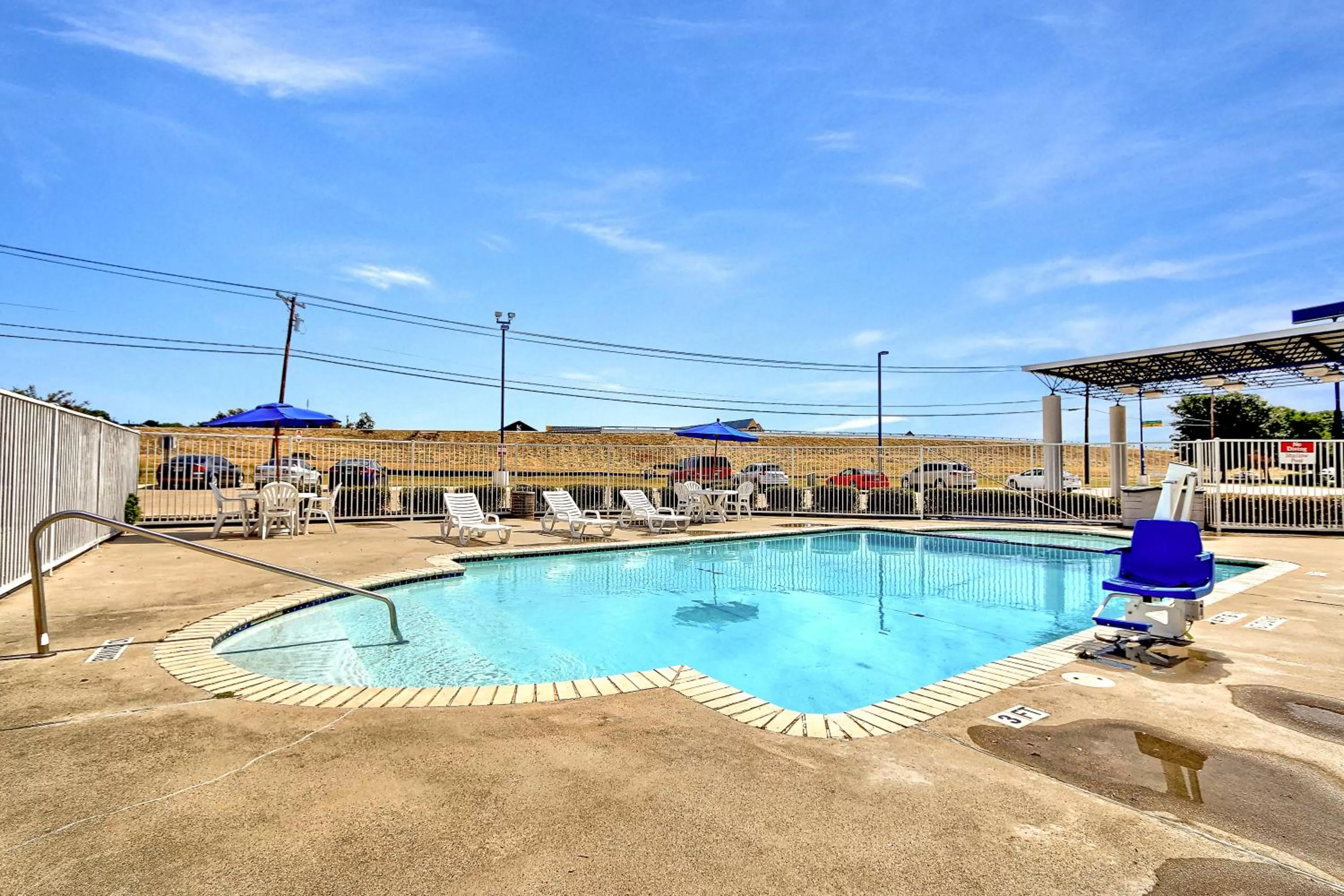 Swimming pool in Motel 6-Killeen, TX