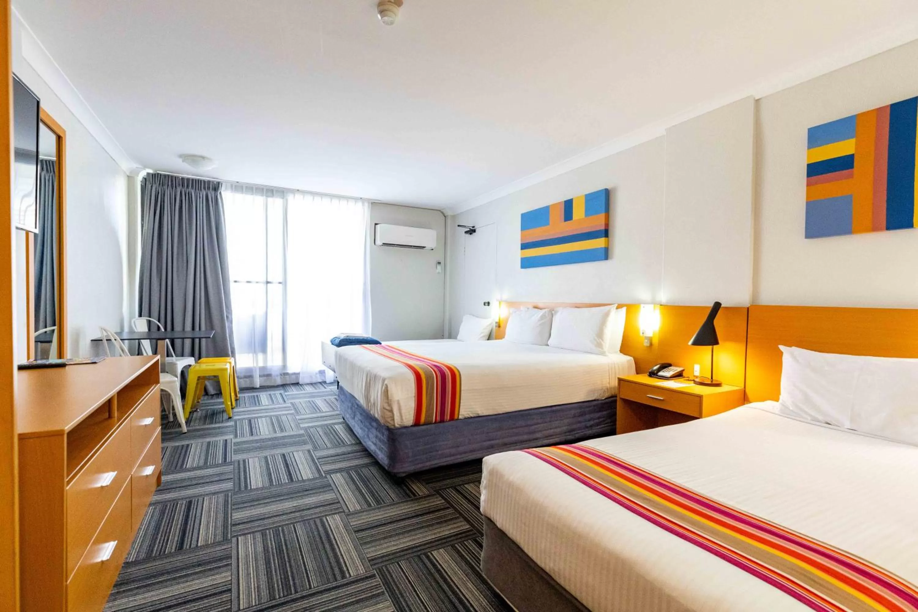 Seating area, Bed in Paradise Resort Gold Coast