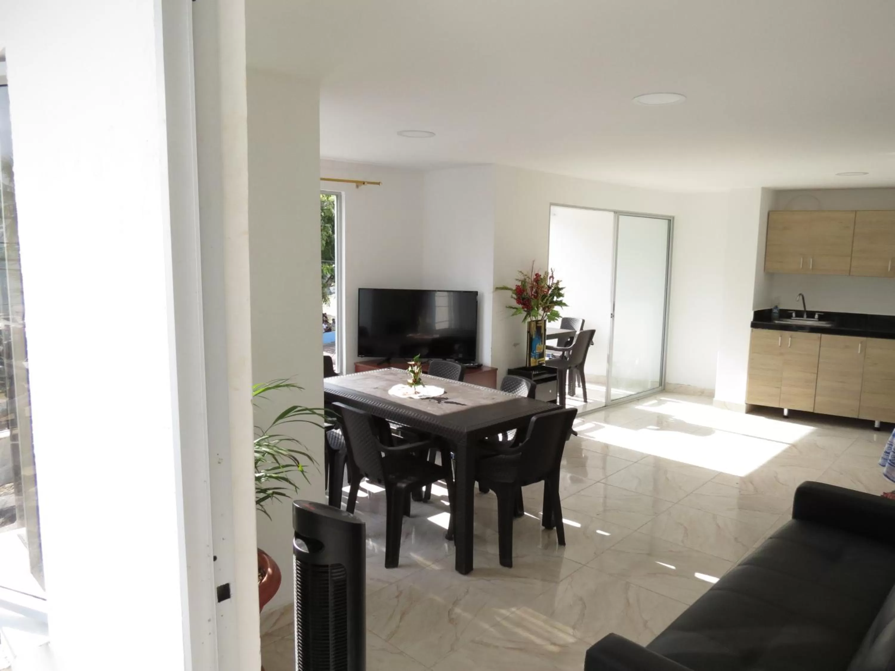 Living room in ZOJO MARiNA BAY