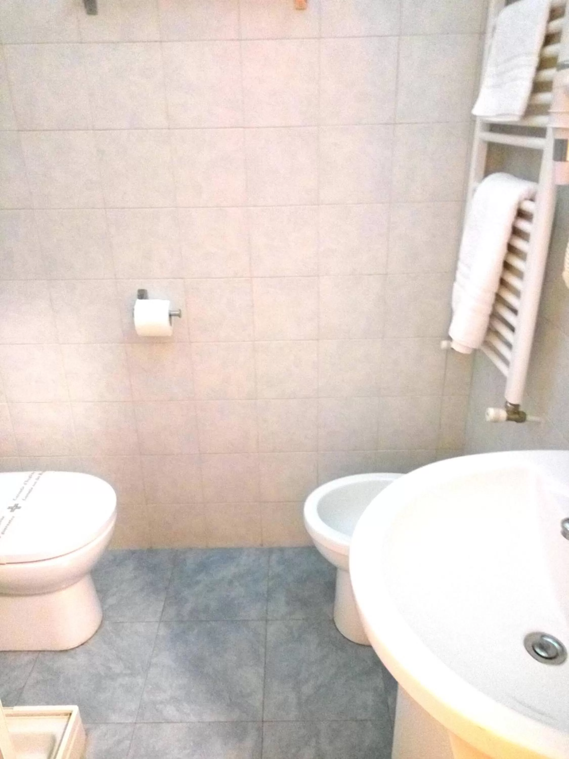 Bathroom in Michelangelo Rooms