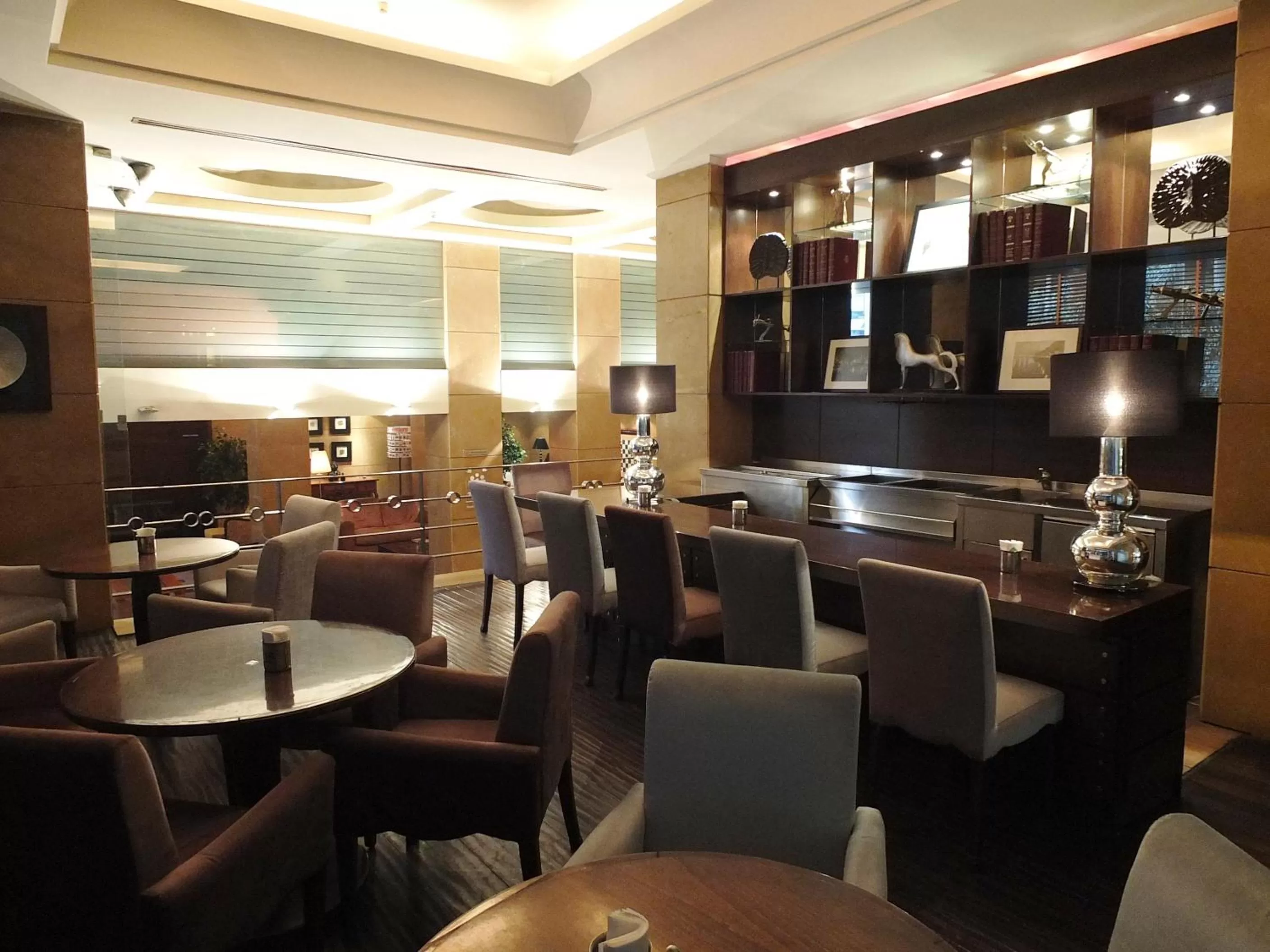 Restaurant/places to eat in Plaza Hotel Beirut