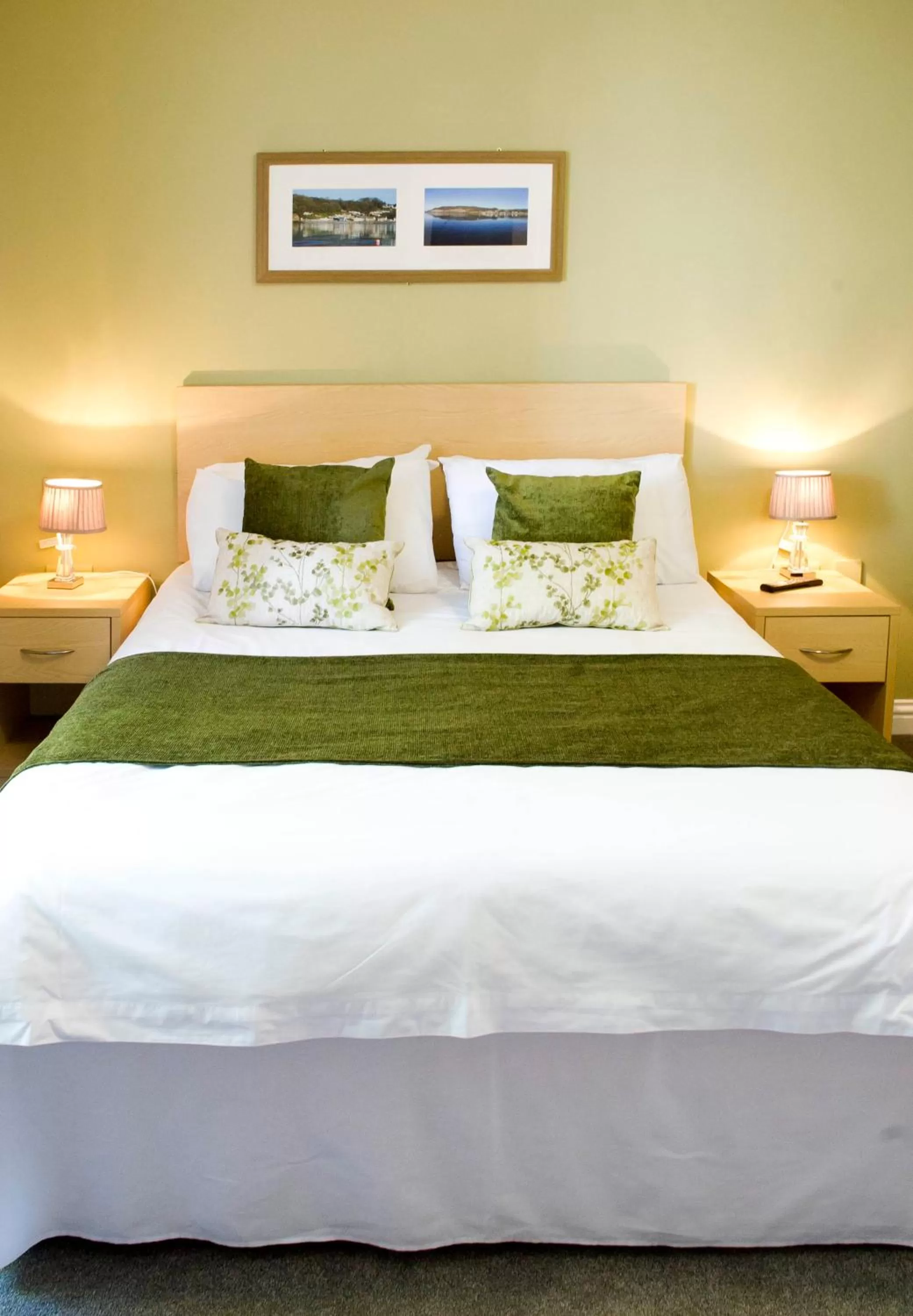 Rose and Crown Hotel