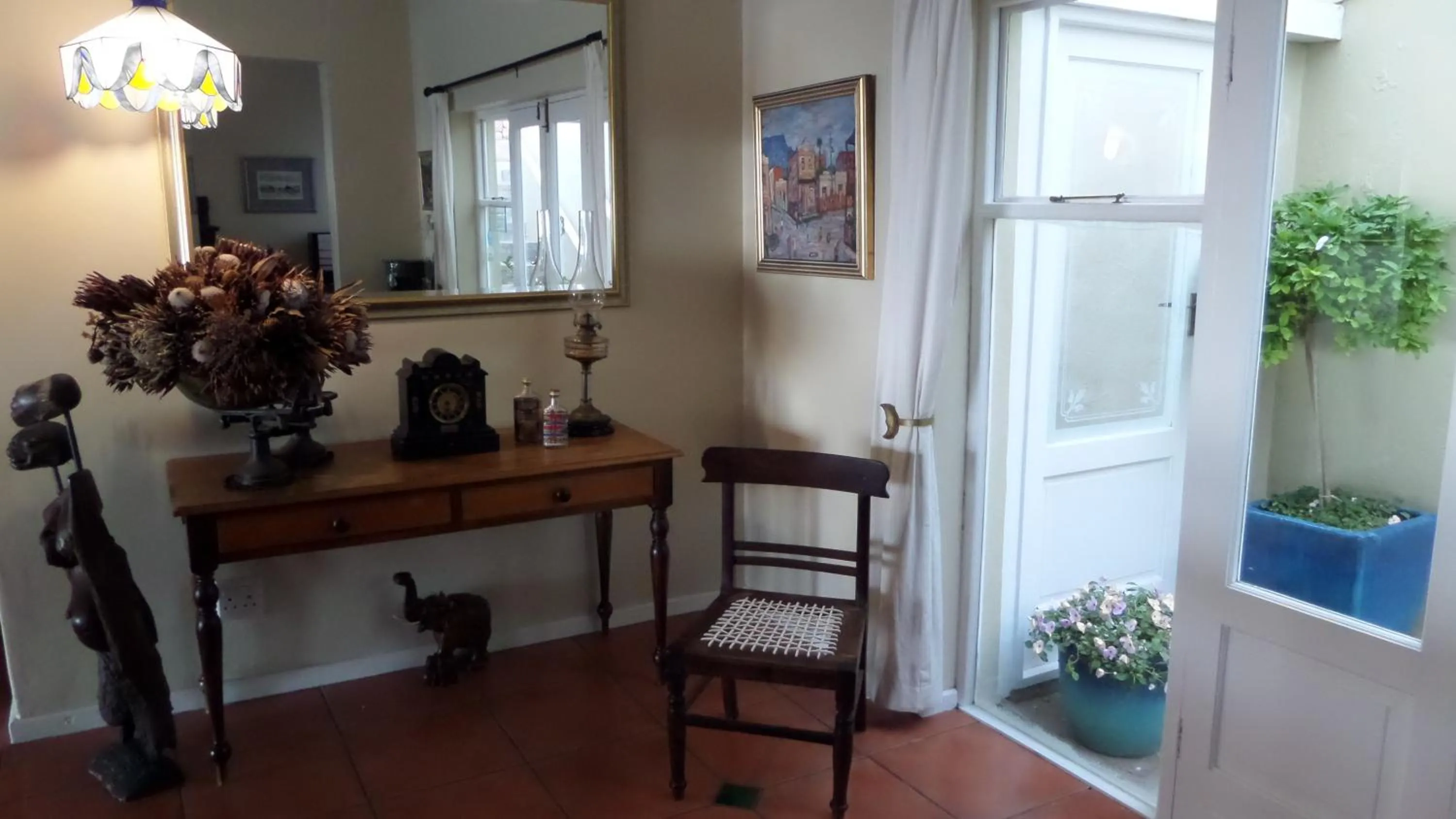 Lobby or reception in Moonglow Guesthouse