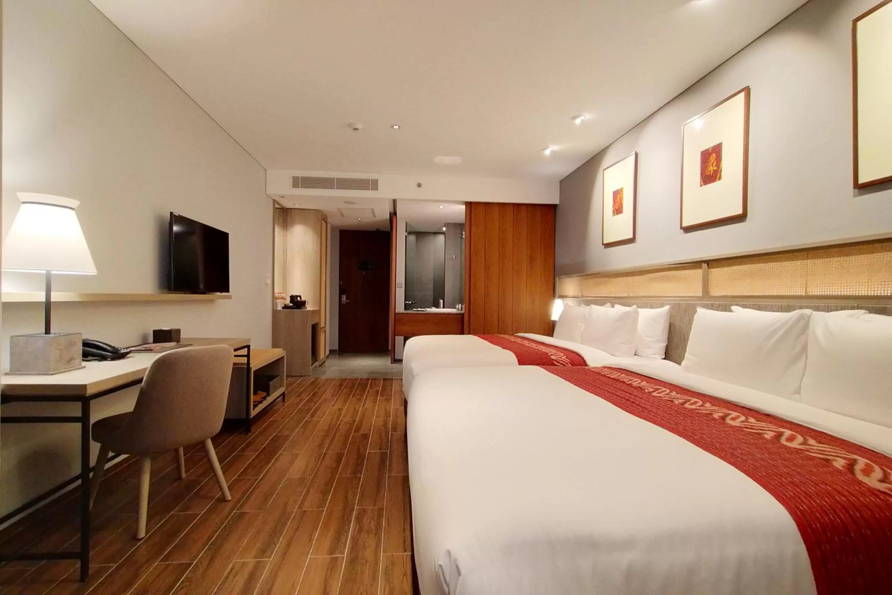 Photo of the whole room, Bed in Kokoon Hotel Banyuwangi