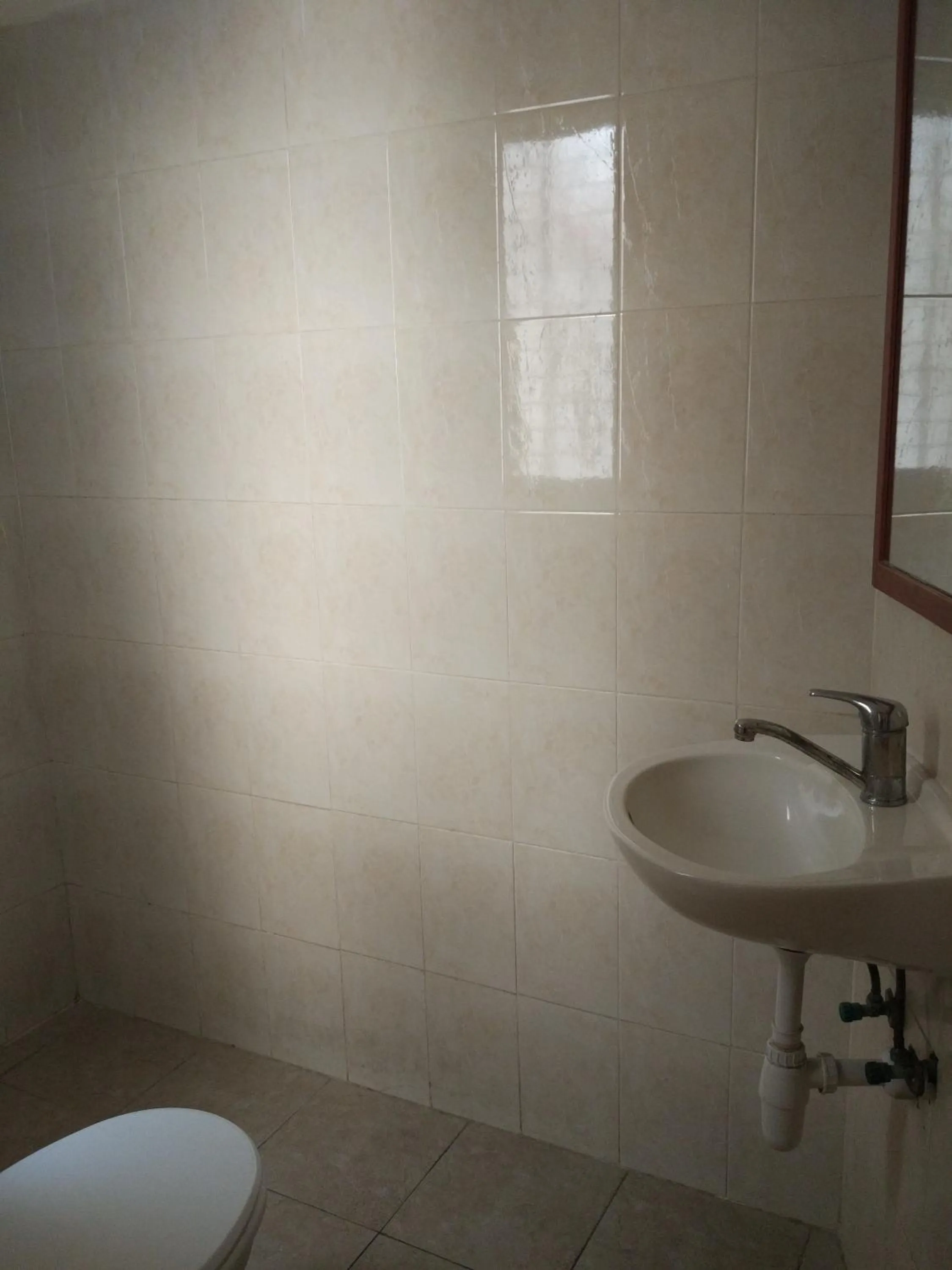 Bathroom in Sky Hostel