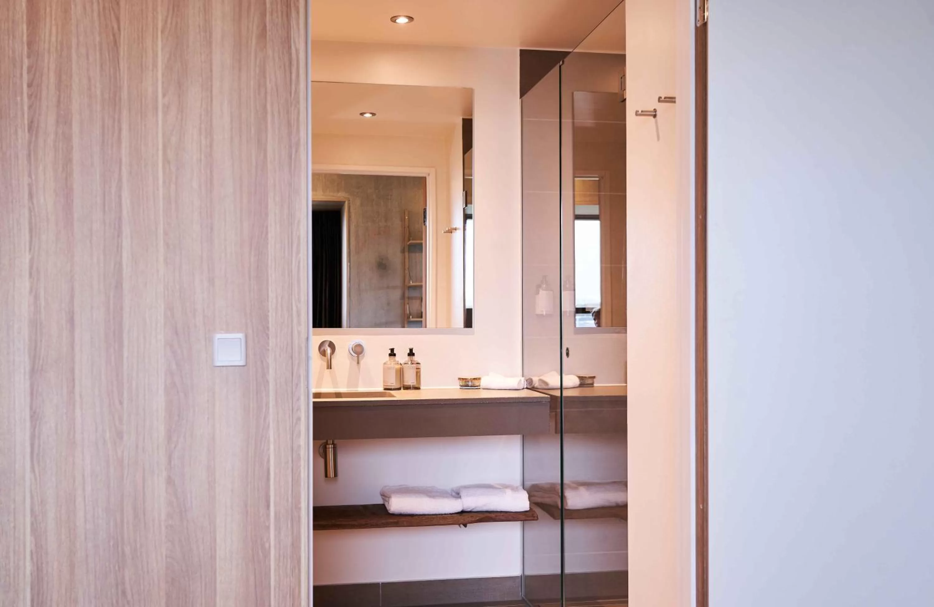 Shower in Hotel GUESTapart