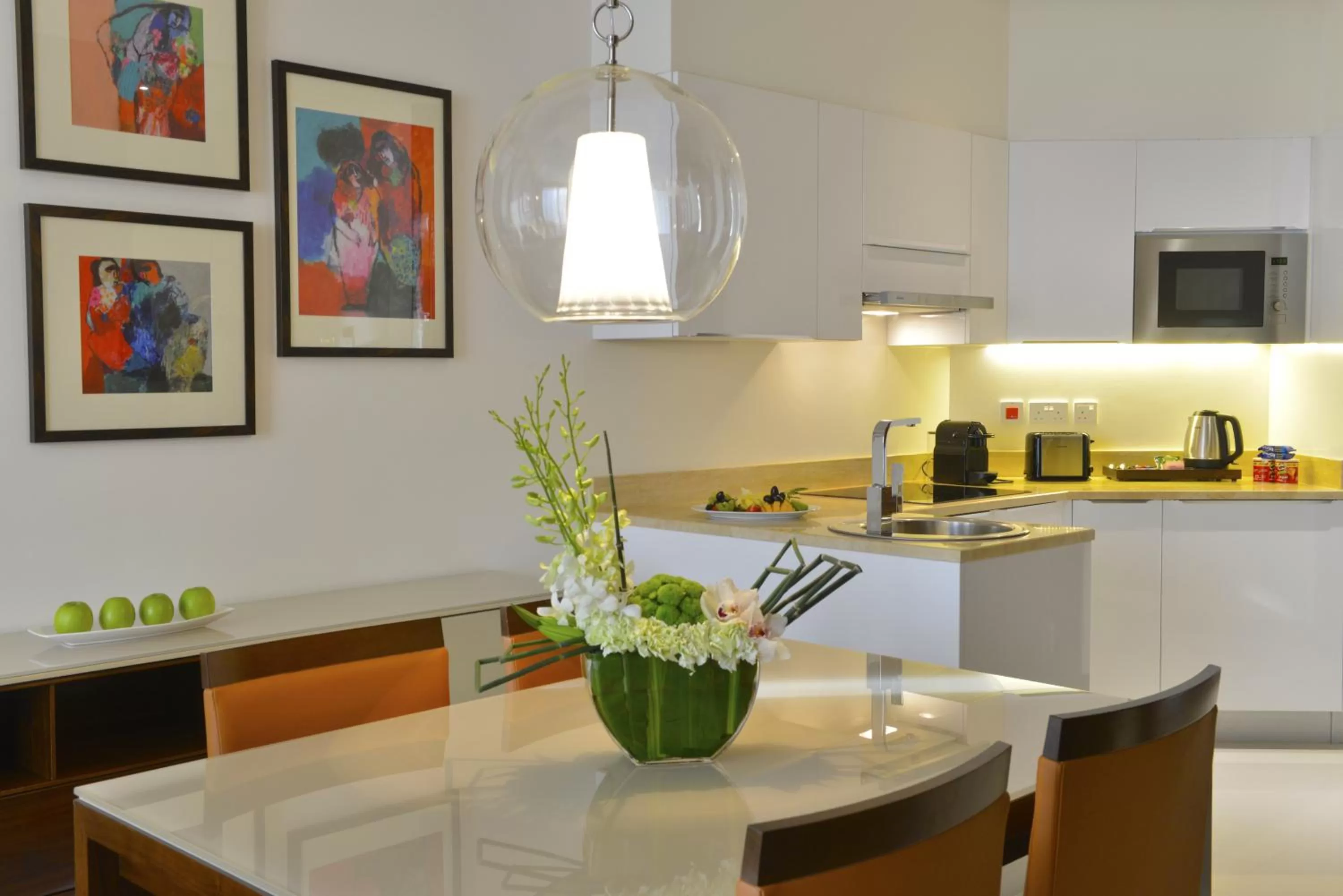 Kitchen or kitchenette in Fraser Suites Diplomatic Area Bahrain