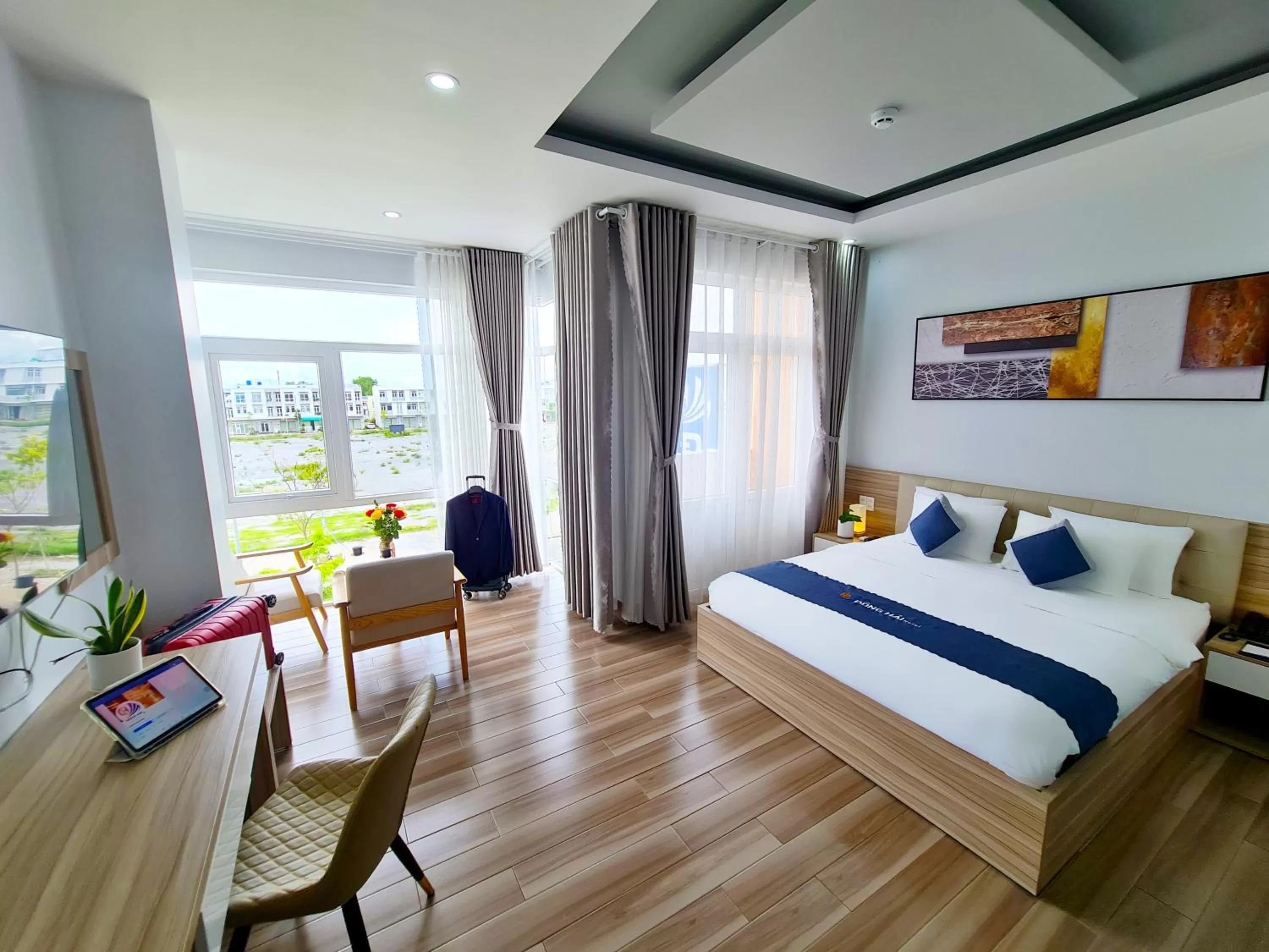 Photo of the whole room, Bed in Dong Hai Hotel _ Rach Gia