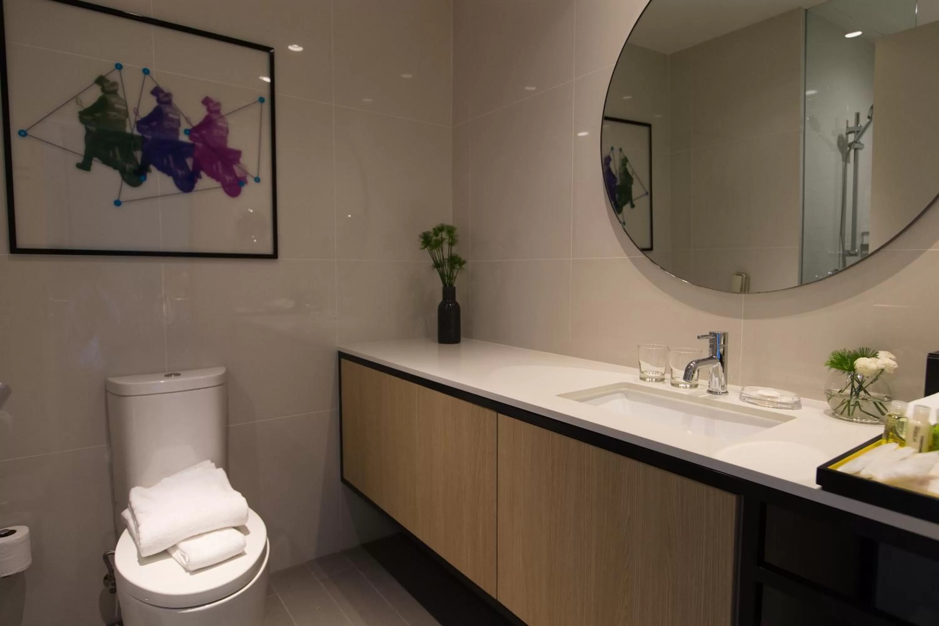 Photo of the whole room in Modena by Fraser Bangkok