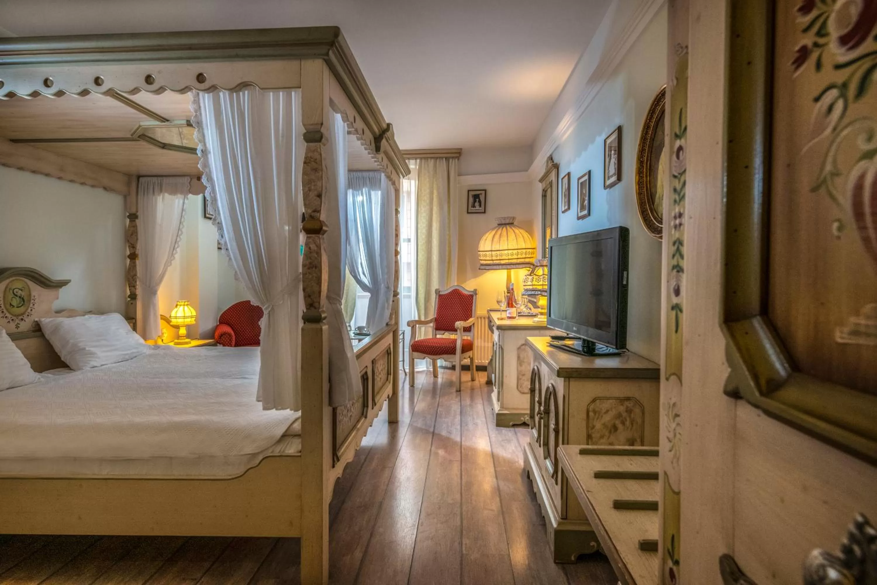 Bedroom, Bed in Corvin Hotel Budapest Sissi Wing