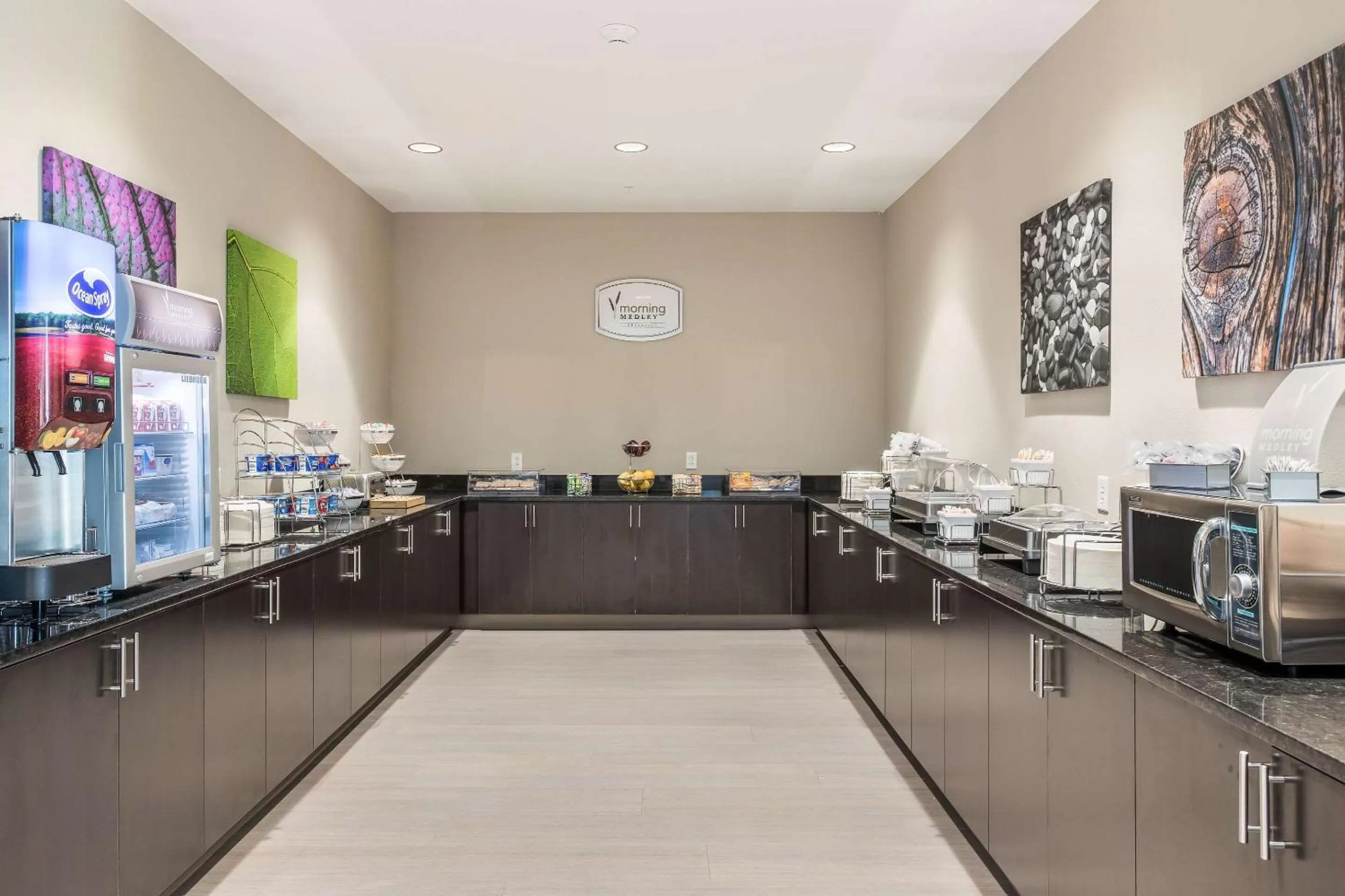 Restaurant/places to eat in Sleep Inn & Suites Webb City