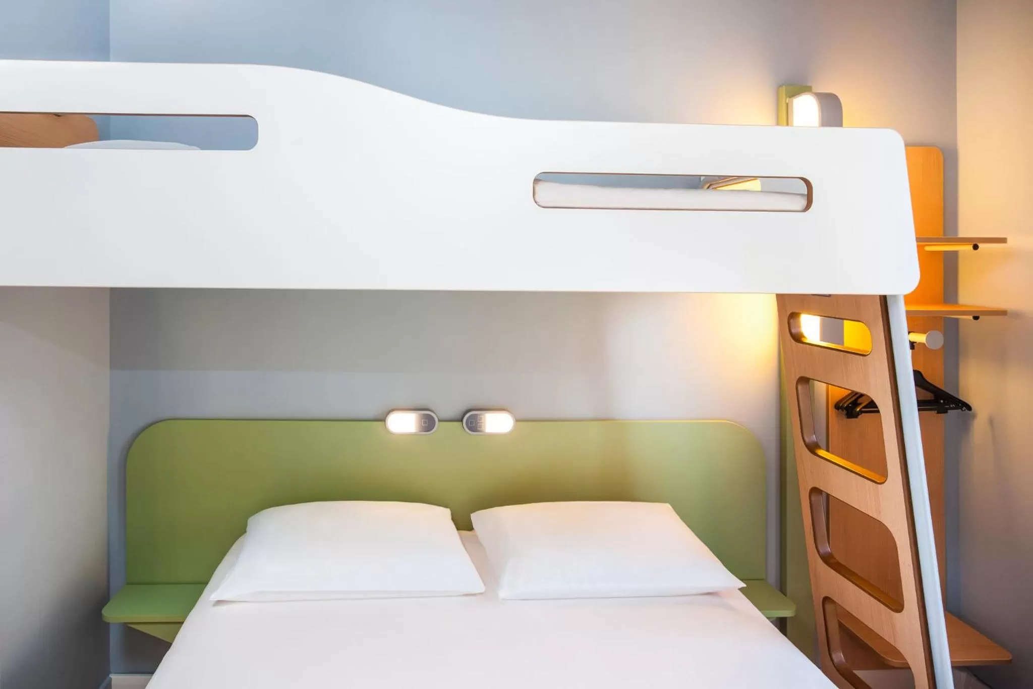 bunk bed, Bed in Ibis Budget Mulhouse Centre Gare