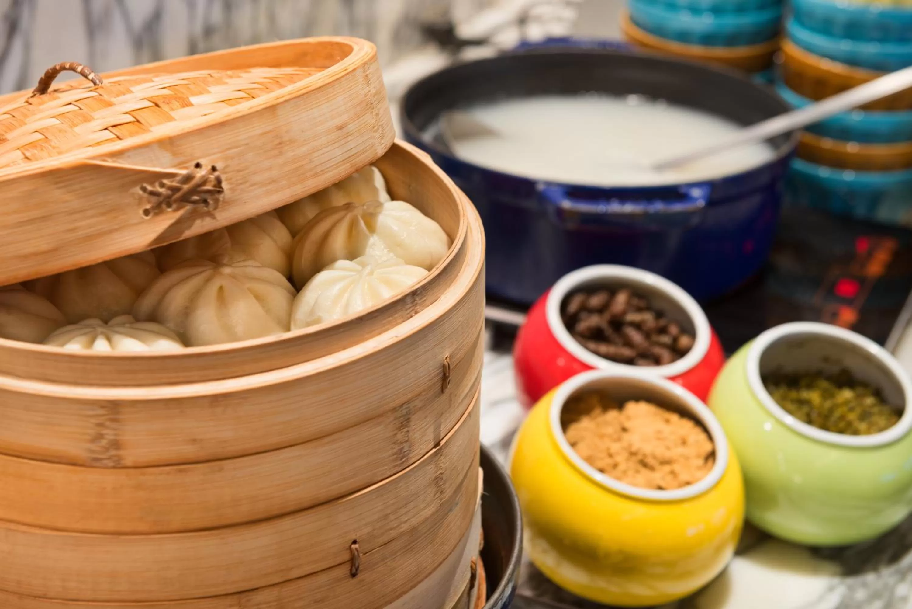 Restaurant/places to eat in Hotel Indigo Shanghai On The Bund by IHG