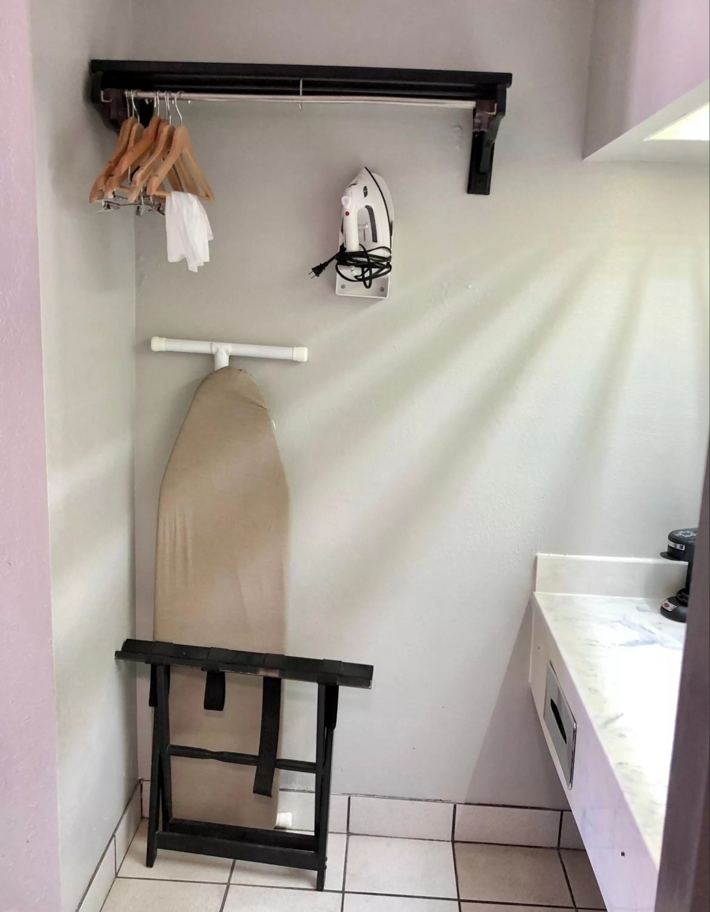 furniture in Sandcastle Inn